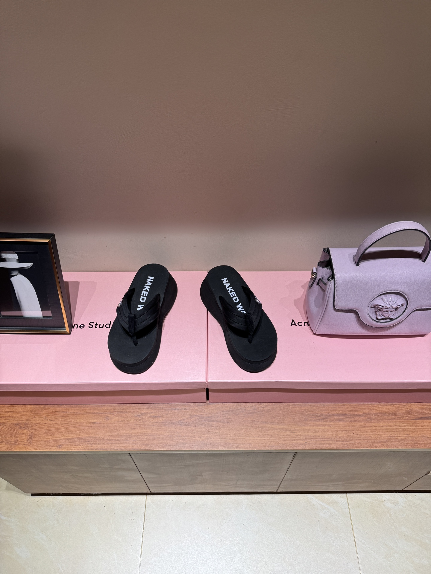 NAKEED WOLFE 24vs Metallic Wolf Head Roman Slippers Top Edition 700 - 图片 3