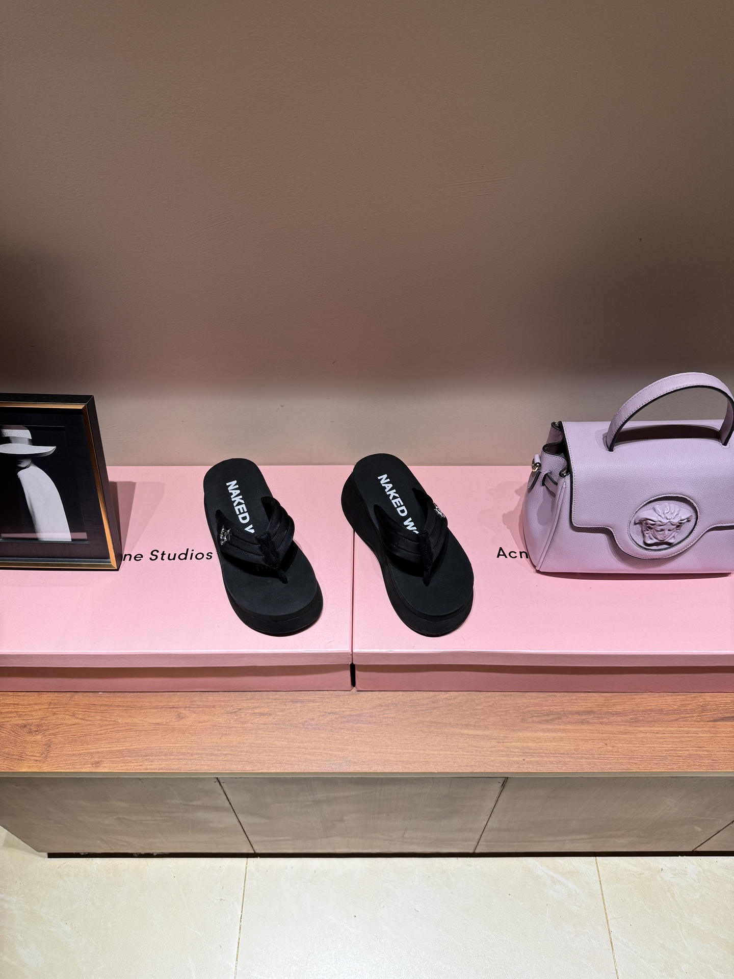 NAKEED WOLFE 24vs Metallic Wolf Head Roman Slippers Top Edition 700 - 图片 2