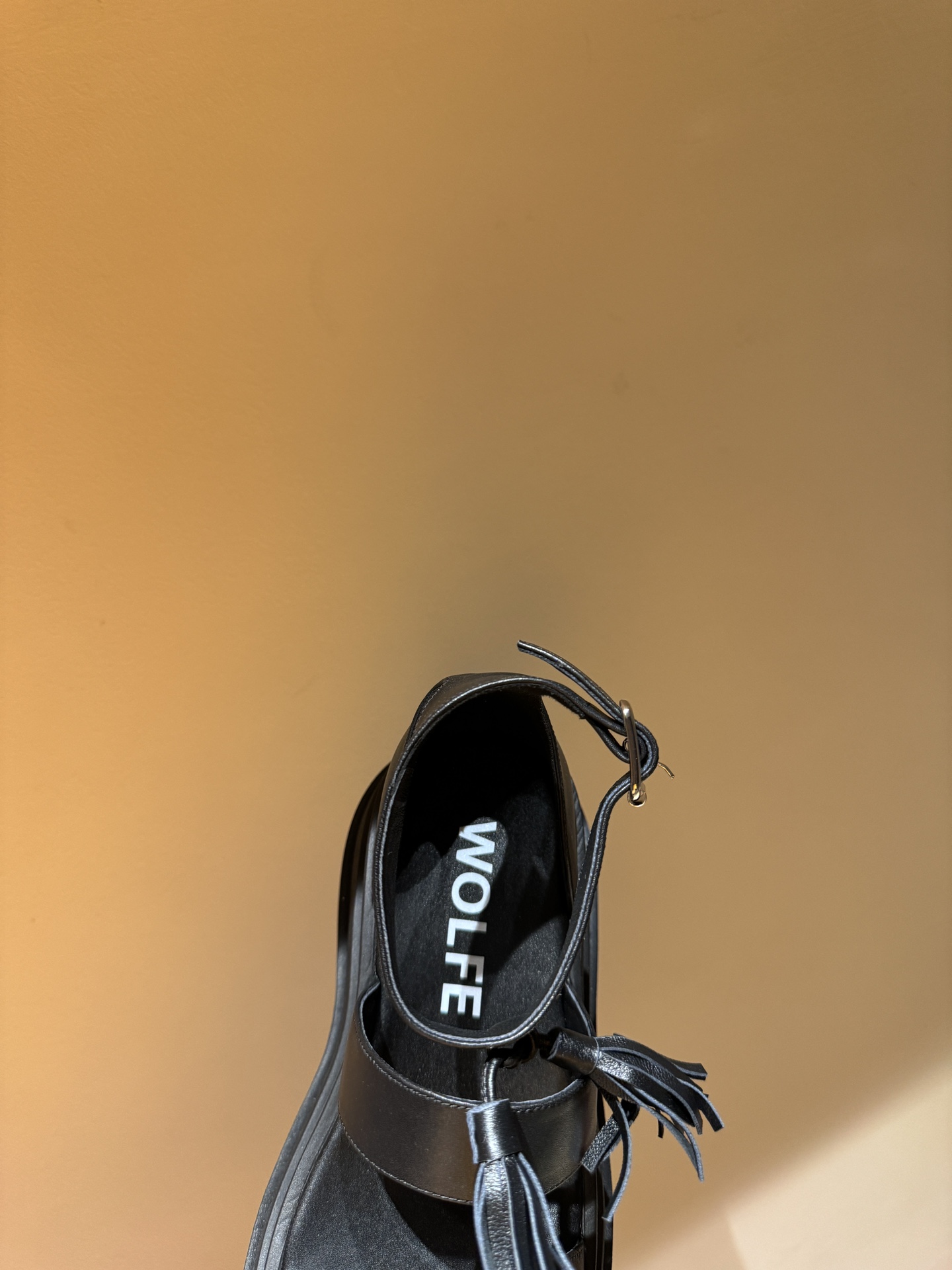 NAKEED WOLFENED WOWER: Luxury Roman Style Shoes, Metallic Wolf Head, Original Design - 图片 8