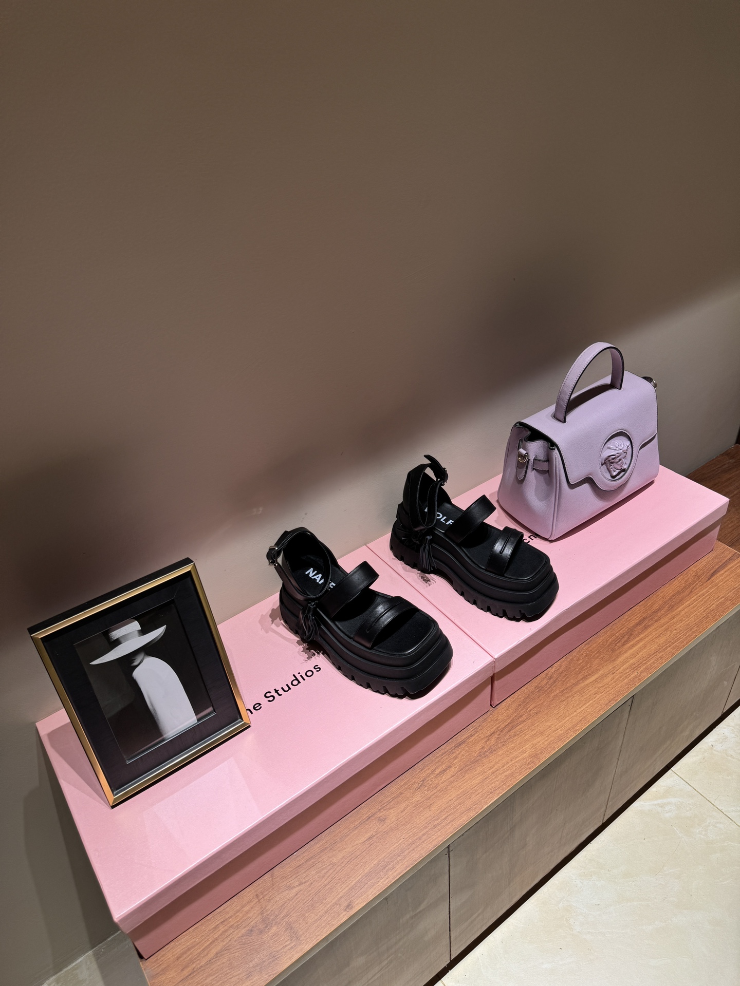 NAKEED WOLFENED WOWER: Luxury Roman Style Shoes, Metallic Wolf Head, Original Design