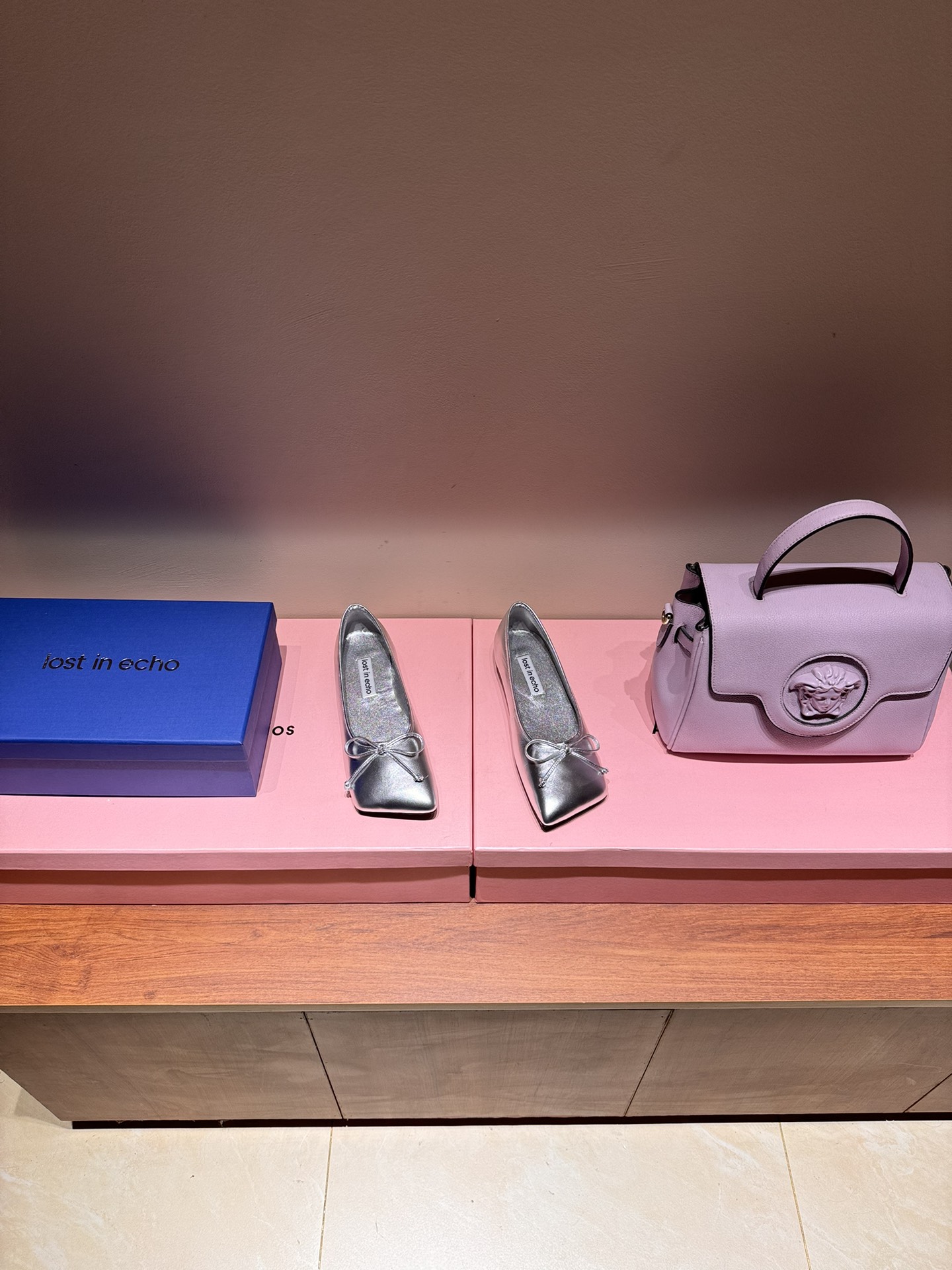 Top Edition: Ballet Shoes with Mixed Sheep Hides and Glits, Original Rubber Base. - 图片 2