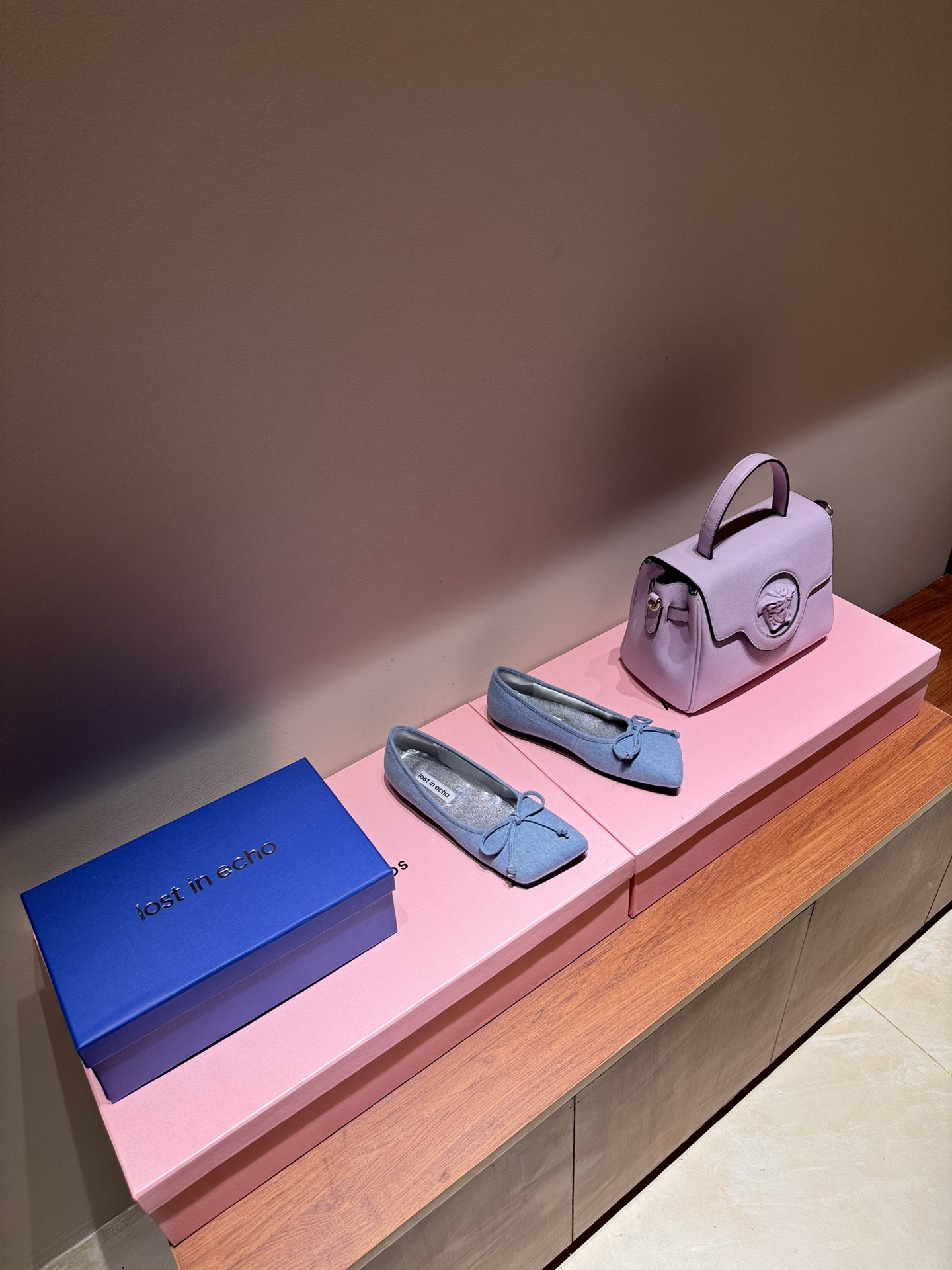 Top Edition: Ballet Shoes 2024, Sheep Hides/Glits, Rubber Base, Original Packaging.