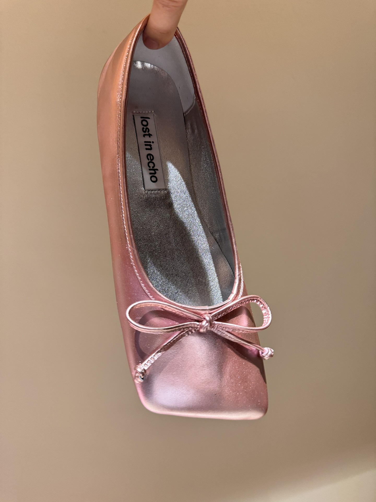 “Top Edition: Ballet Shoes with Sheep Hides and Glits, 2024 Summer Collection” - 图片 8