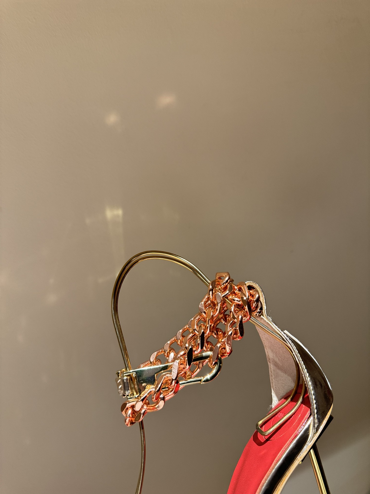Stylish 777 High Heels with Crystal Coating and Metallic Finish – 2024 Collection - 图片 6