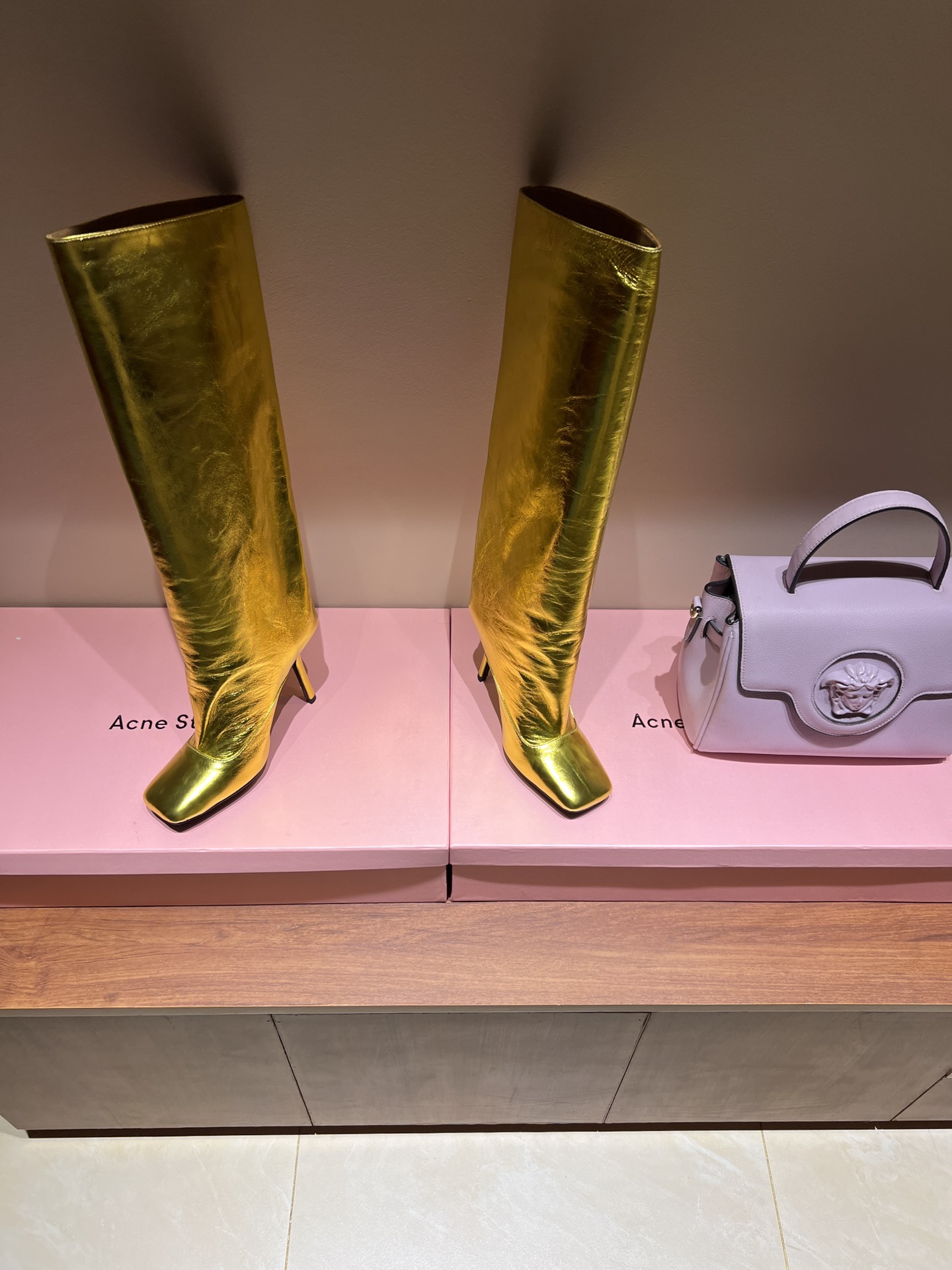 Luxury Italian Attico 2024 Autumn Boots: Perfect Display of Fashion and Style - 图片 2