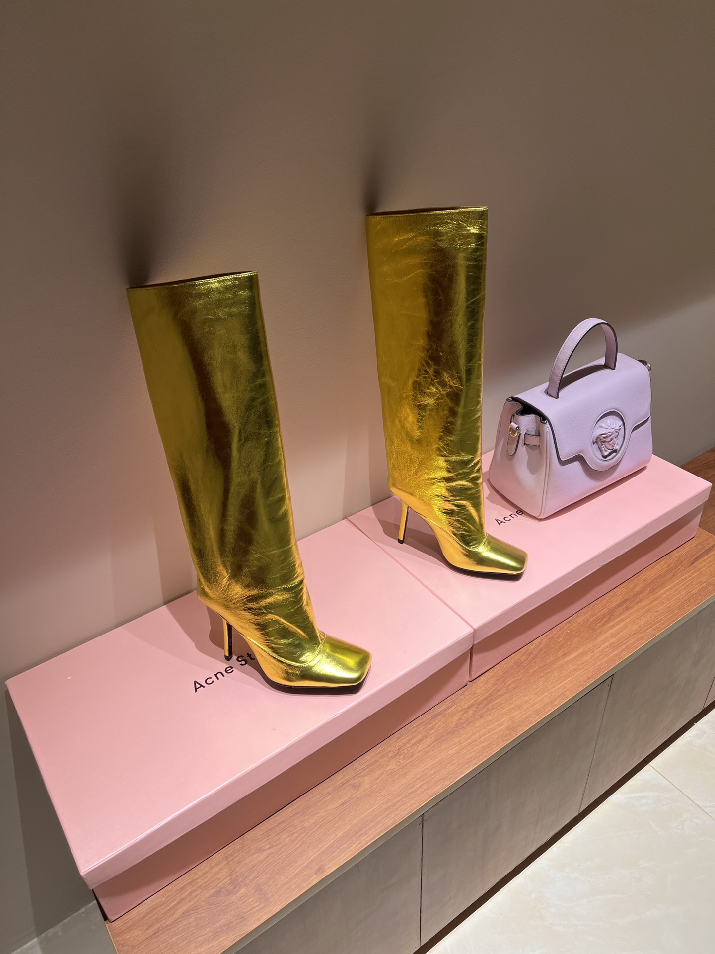 Luxury Italian Attico 2024 Autumn Boots: Perfect Display of Fashion and Style - 图片 3