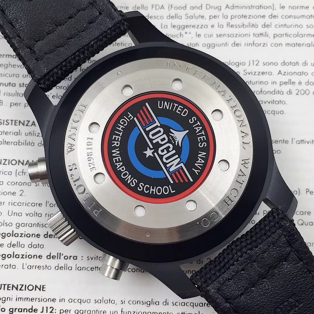 IWC飛行員シリーズTOP GUN Miramar腕時計 男性用