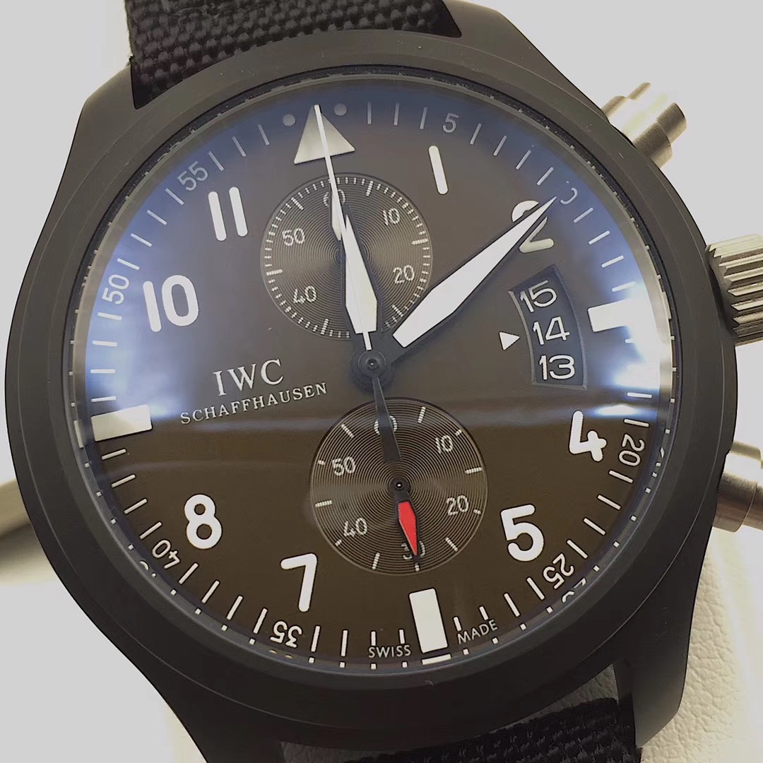 IWC飛行員シリーズTOP GUN Miramar腕時計 男性用