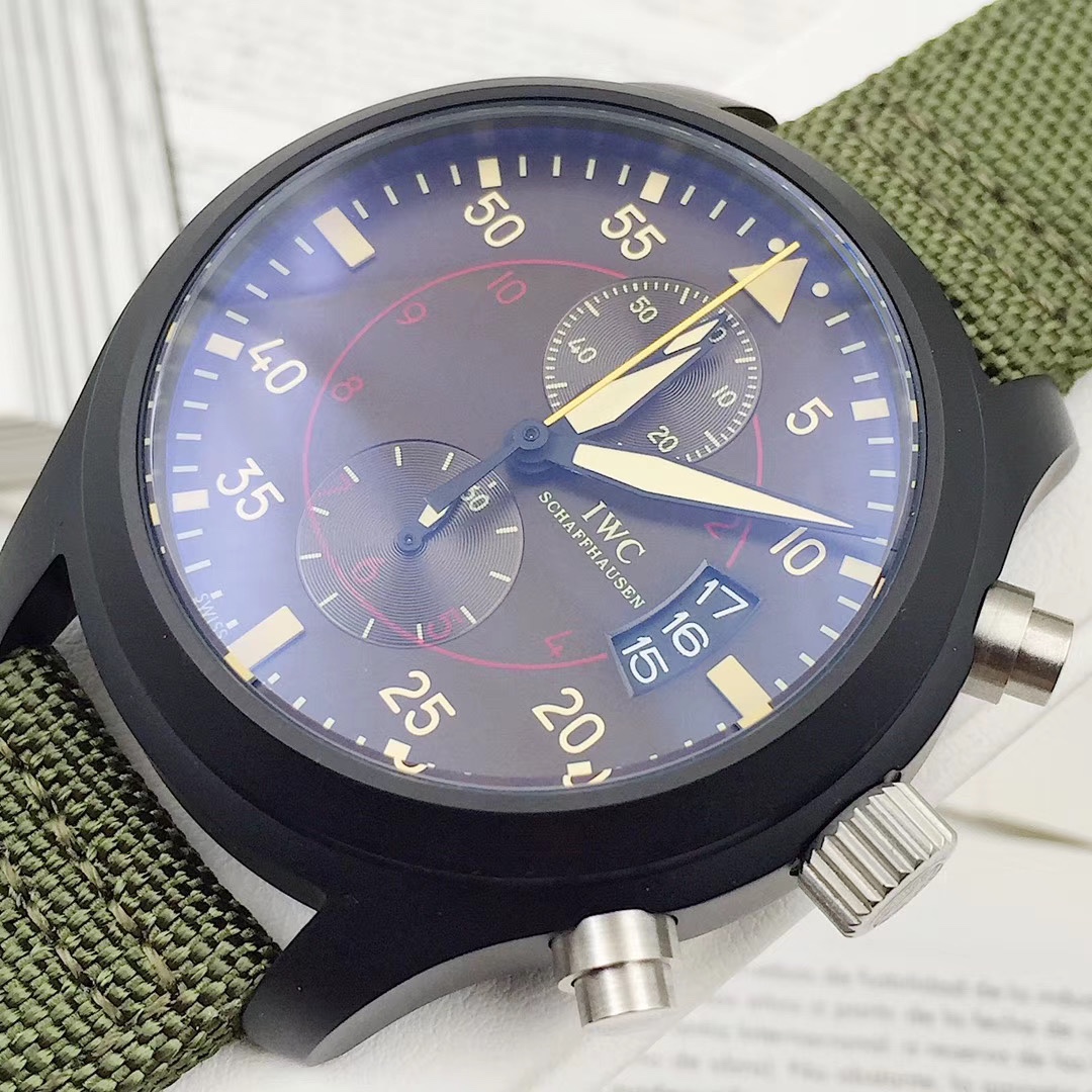 IWC飛行士シリーズTOP GUN Miramar メンズ腕時計