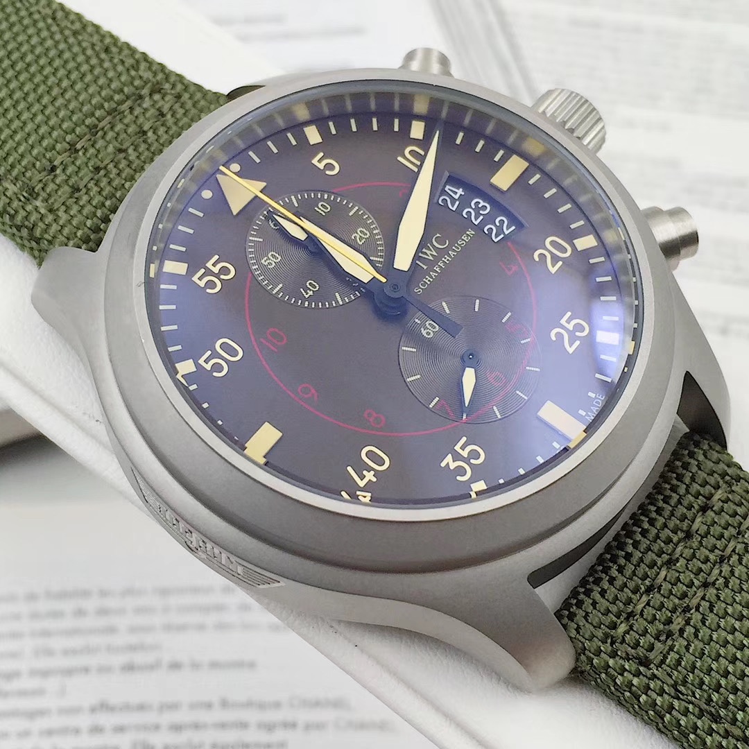 IWC飛行士シリーズTOP GUN Miramar腕時計 - 男性用45mm