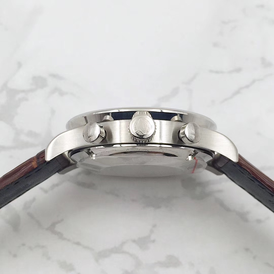 IWC 葡萄牙計時腕表 男士用 316精鋼と真皮の高級感
