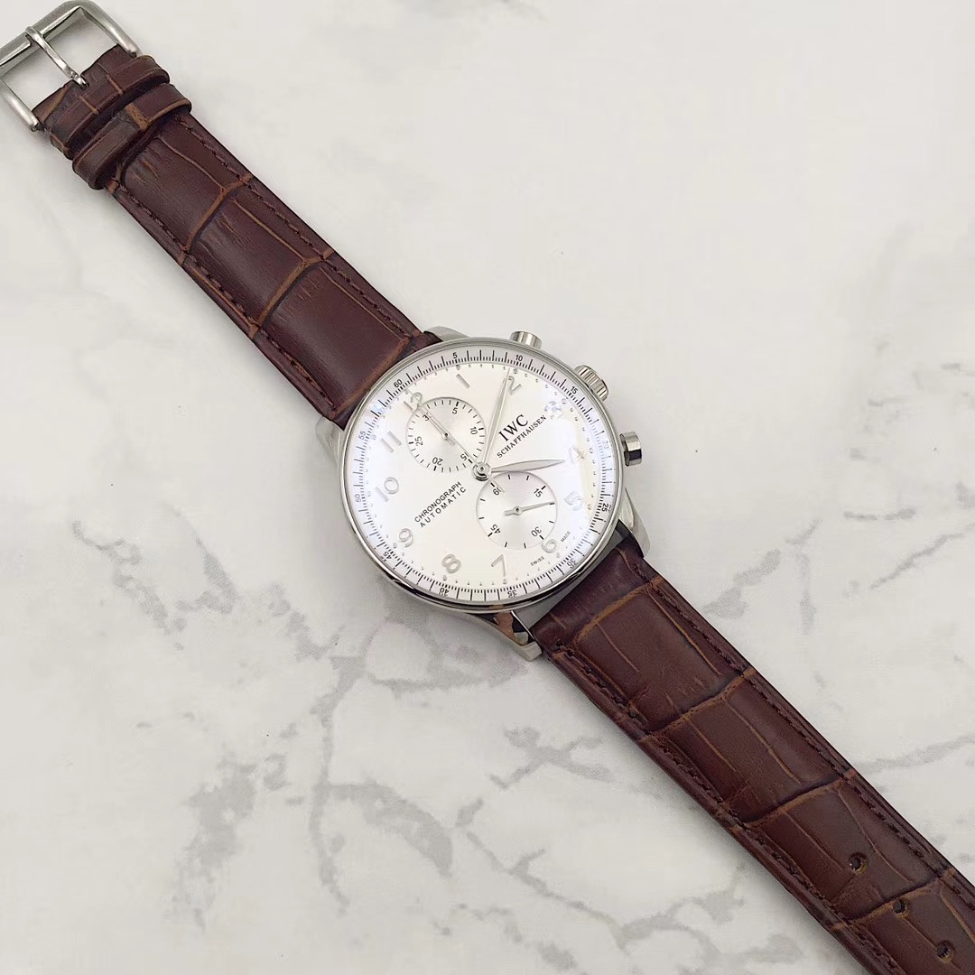 IWC 葡萄牙計時腕表 男士用 316精鋼と真皮の高級感