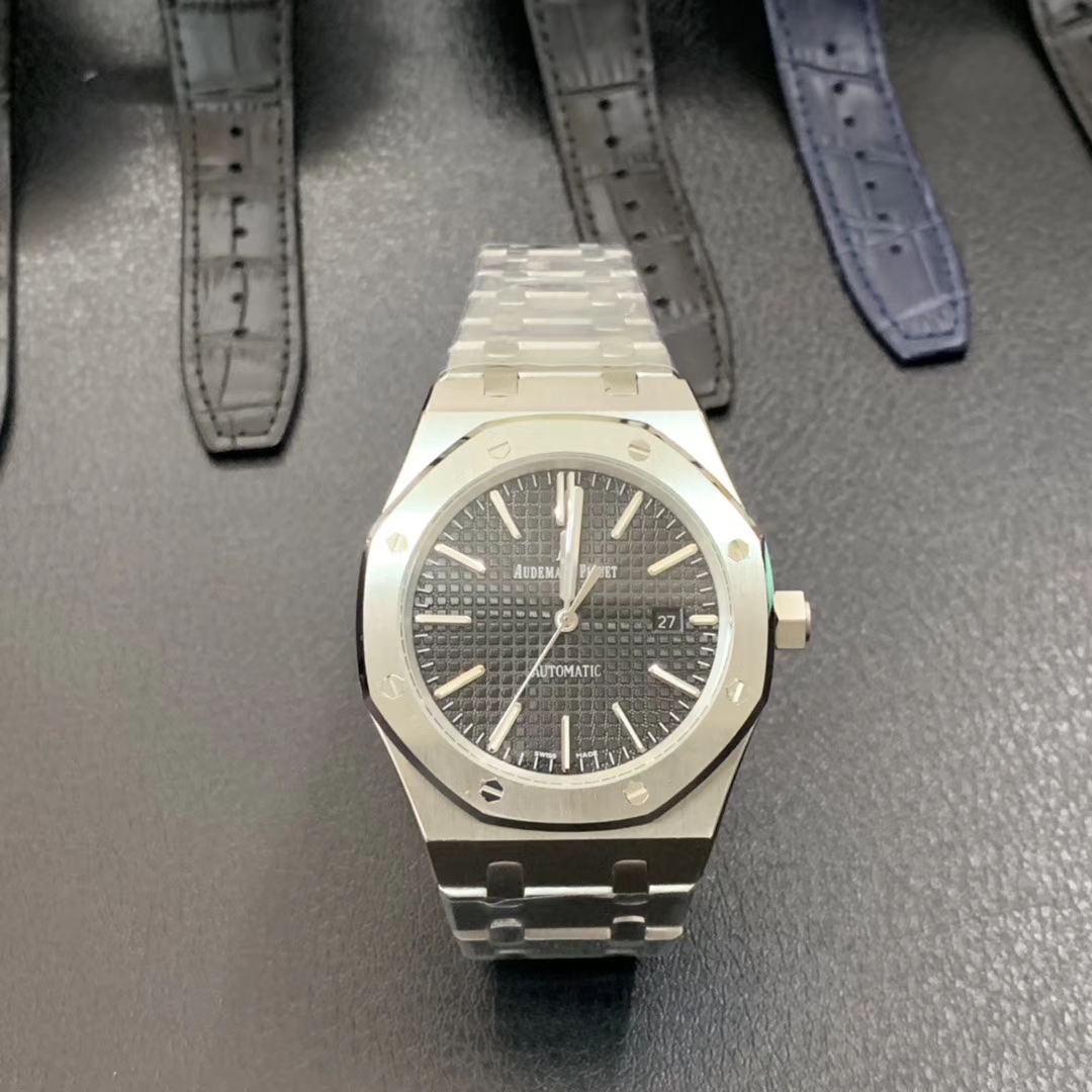 愛彼 AP ロイヤルオークシリーズ メンズ腕時計 44mm