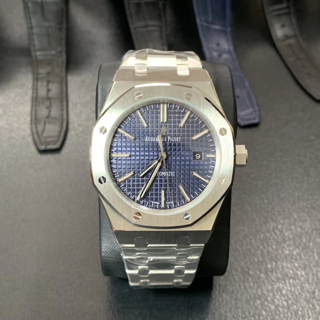 愛彼 AP ロイヤルオークシリーズ メンズ腕時計 44mm 自動巻き