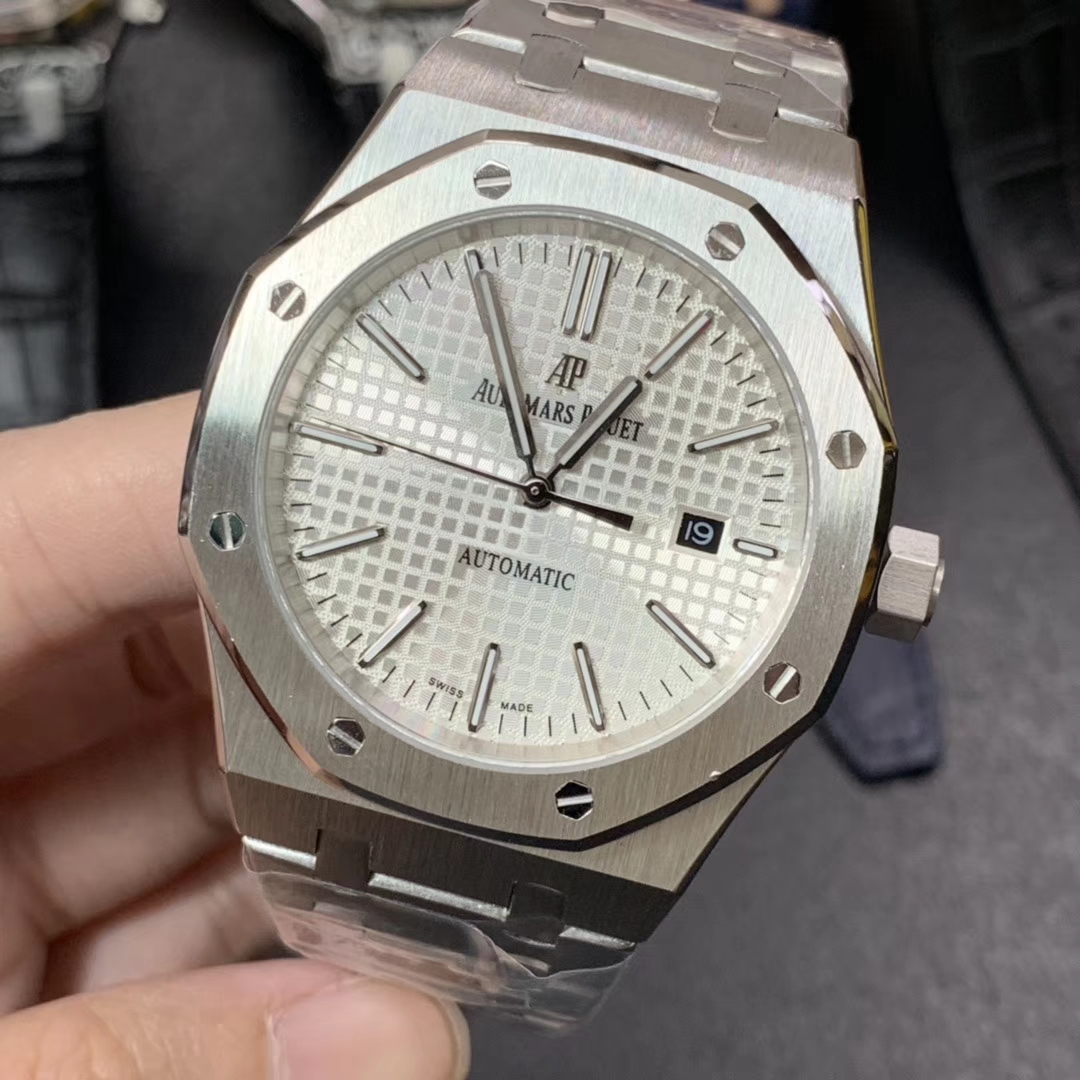 愛彼 AP ロイヤルオークシリーズ 男性用腕時計 44mm