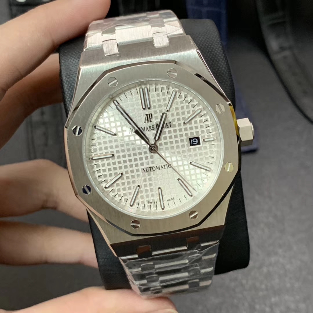 愛彼 AP ロイヤルオークシリーズ 男性用腕時計 44mm