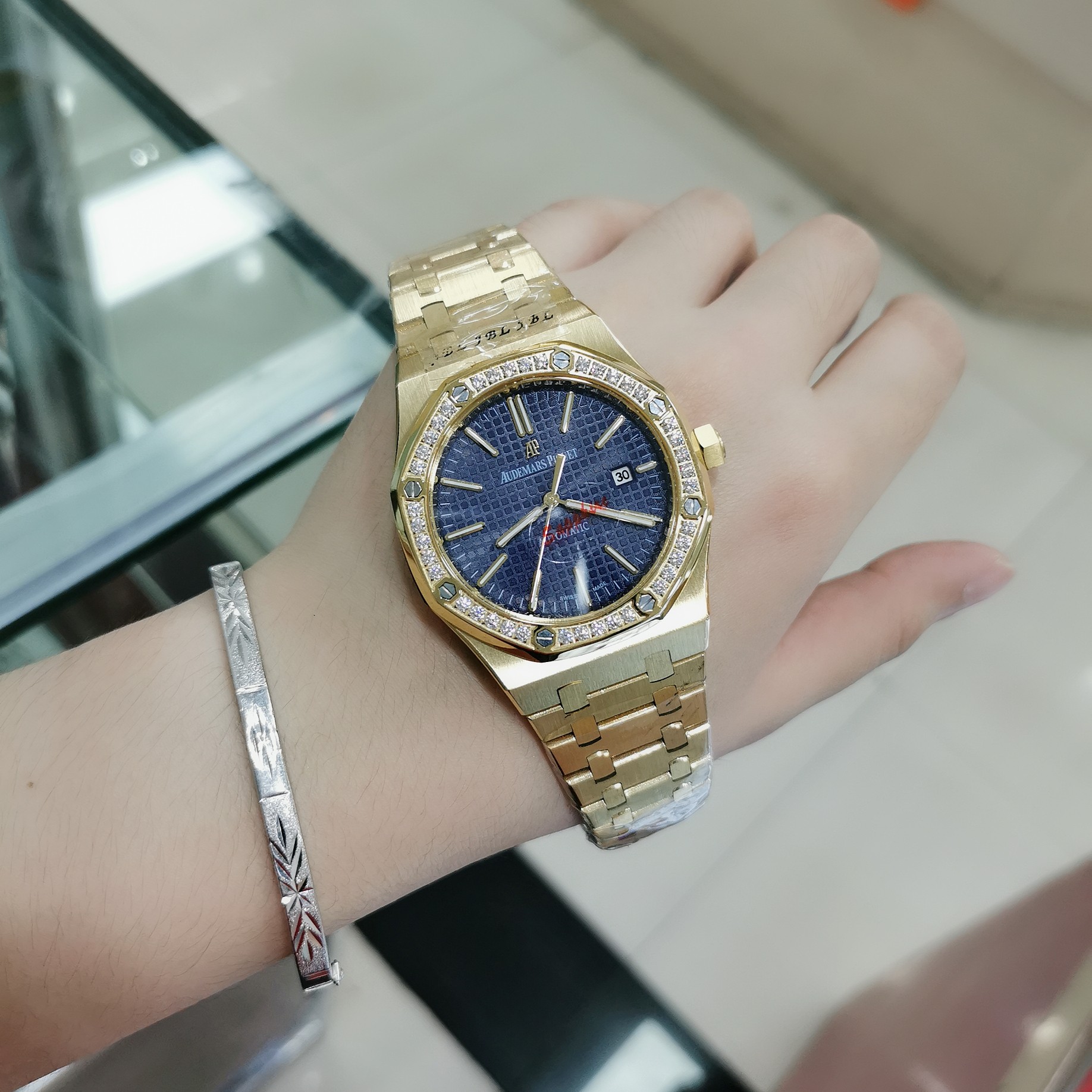 愛彼 AP ロイヤルオークシリーズ メンズ腕時計 44mm