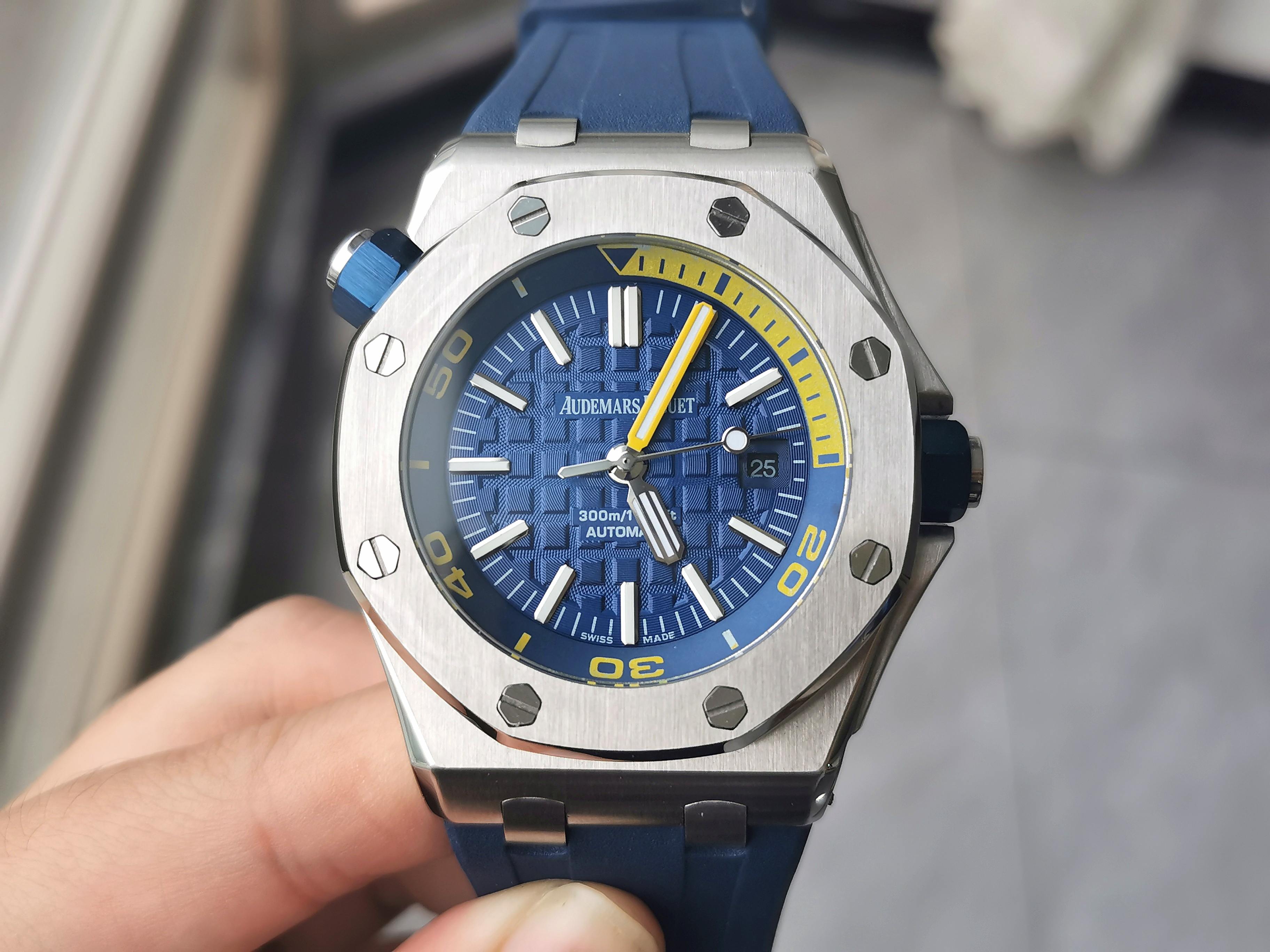 愛彼 AP 皇家橡树系列 男士腕表 44mm 自動機械