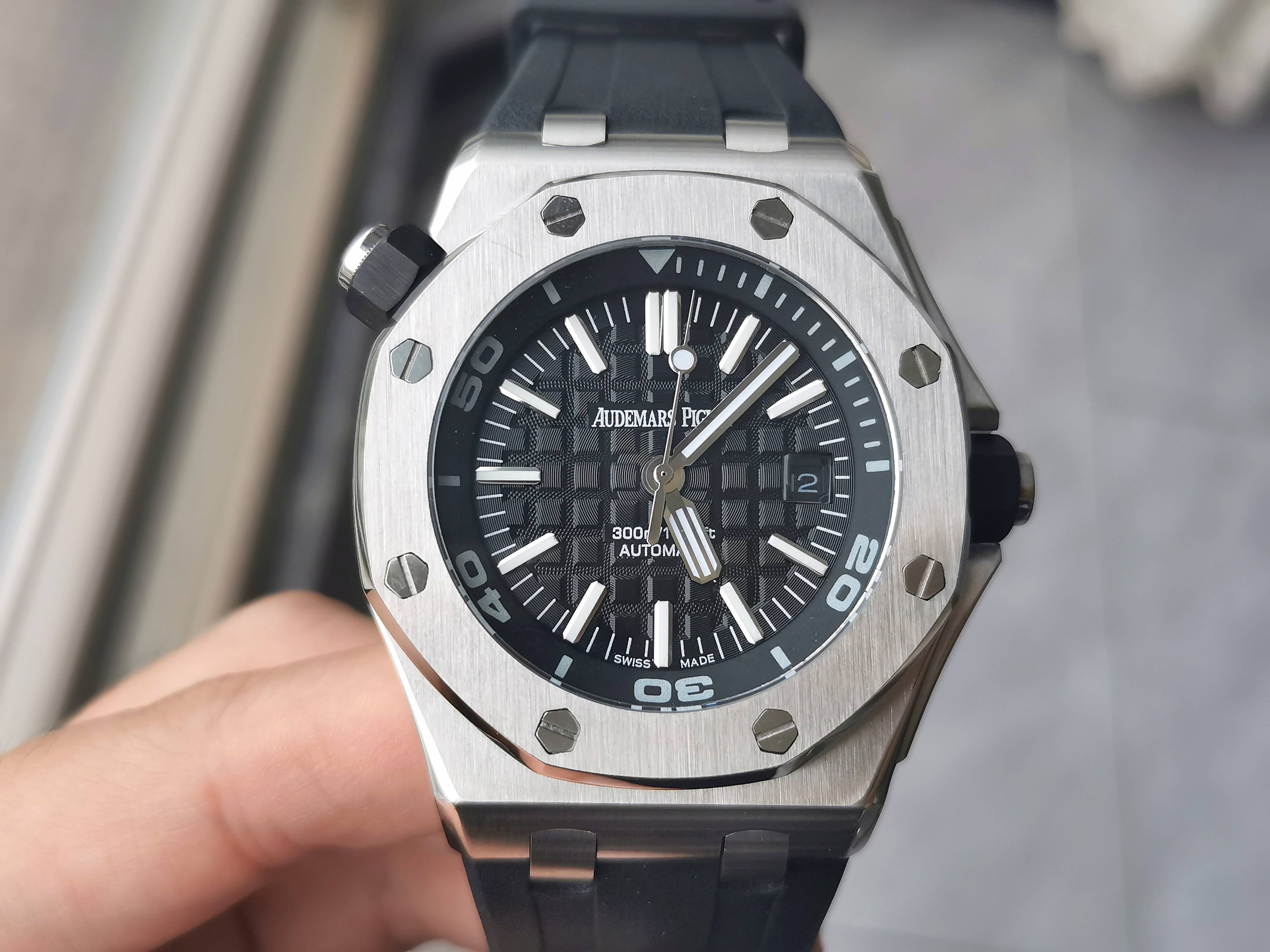 愛彼 AP 皇家橡树系列 男士腕表 44mm 自動機械式