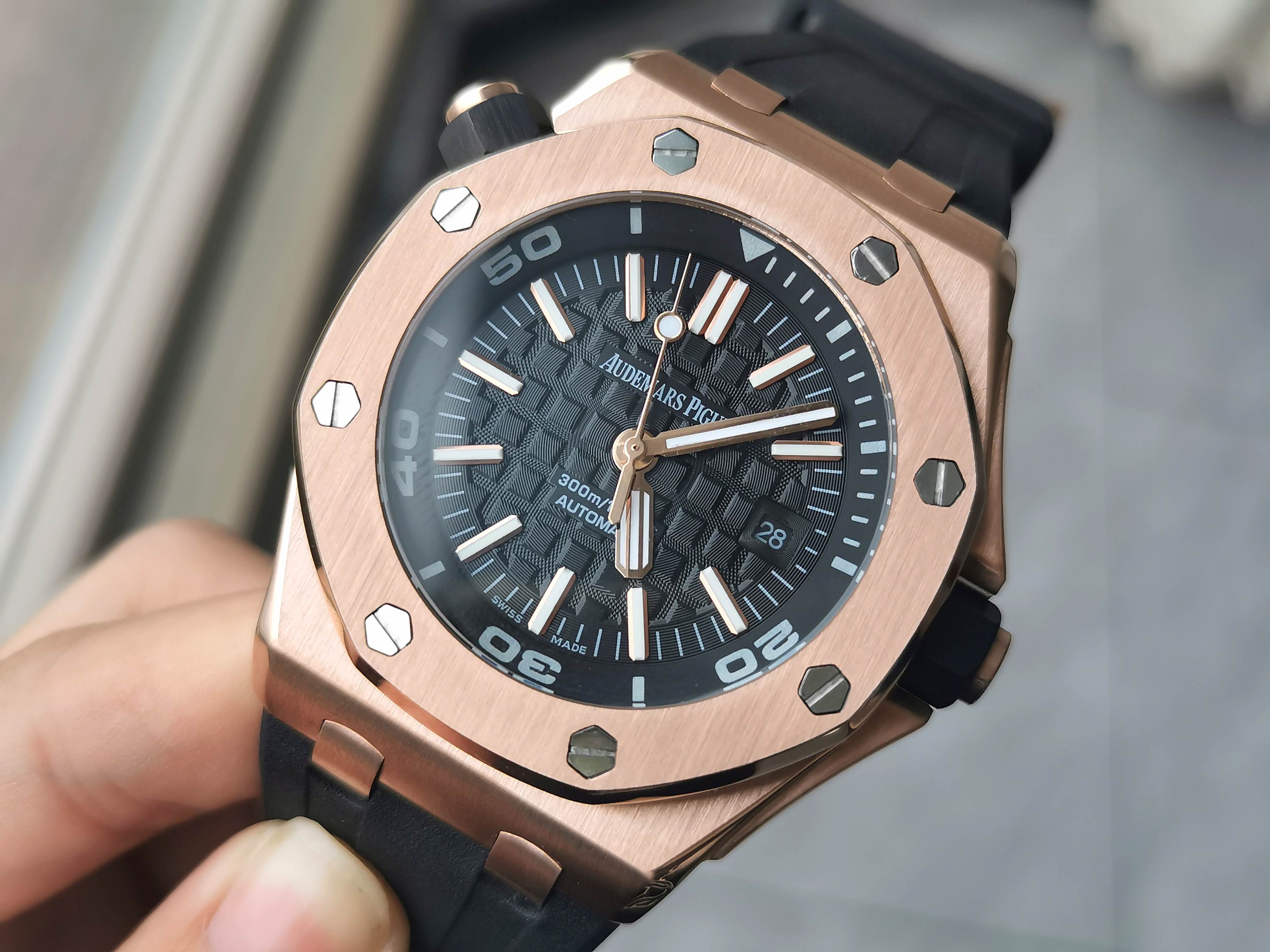 愛彼 AP ロイヤルオークシリーズ メンズ腕時計 44mm