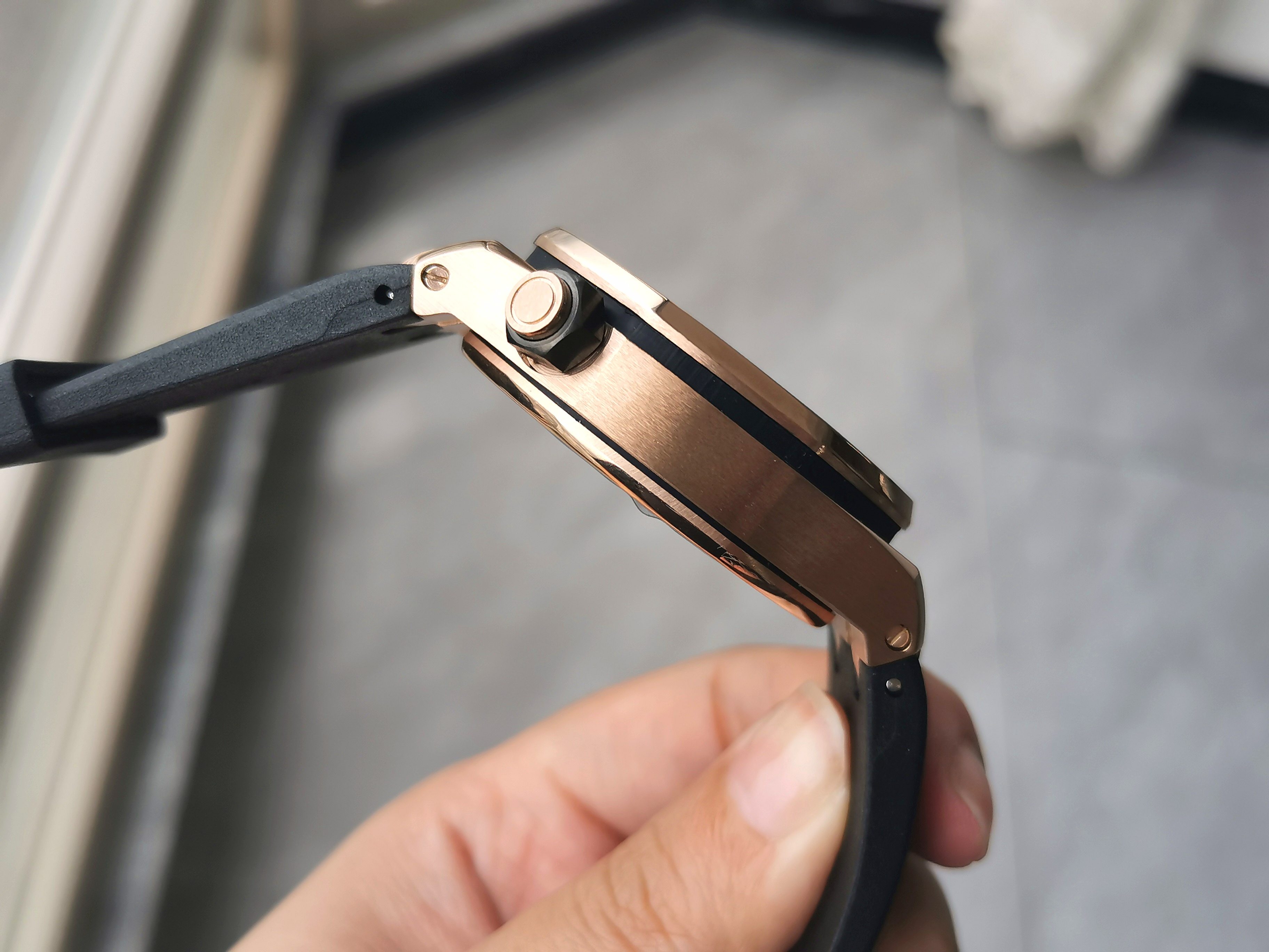 愛彼 AP ロイヤルオークシリーズ メンズ腕時計 44mm