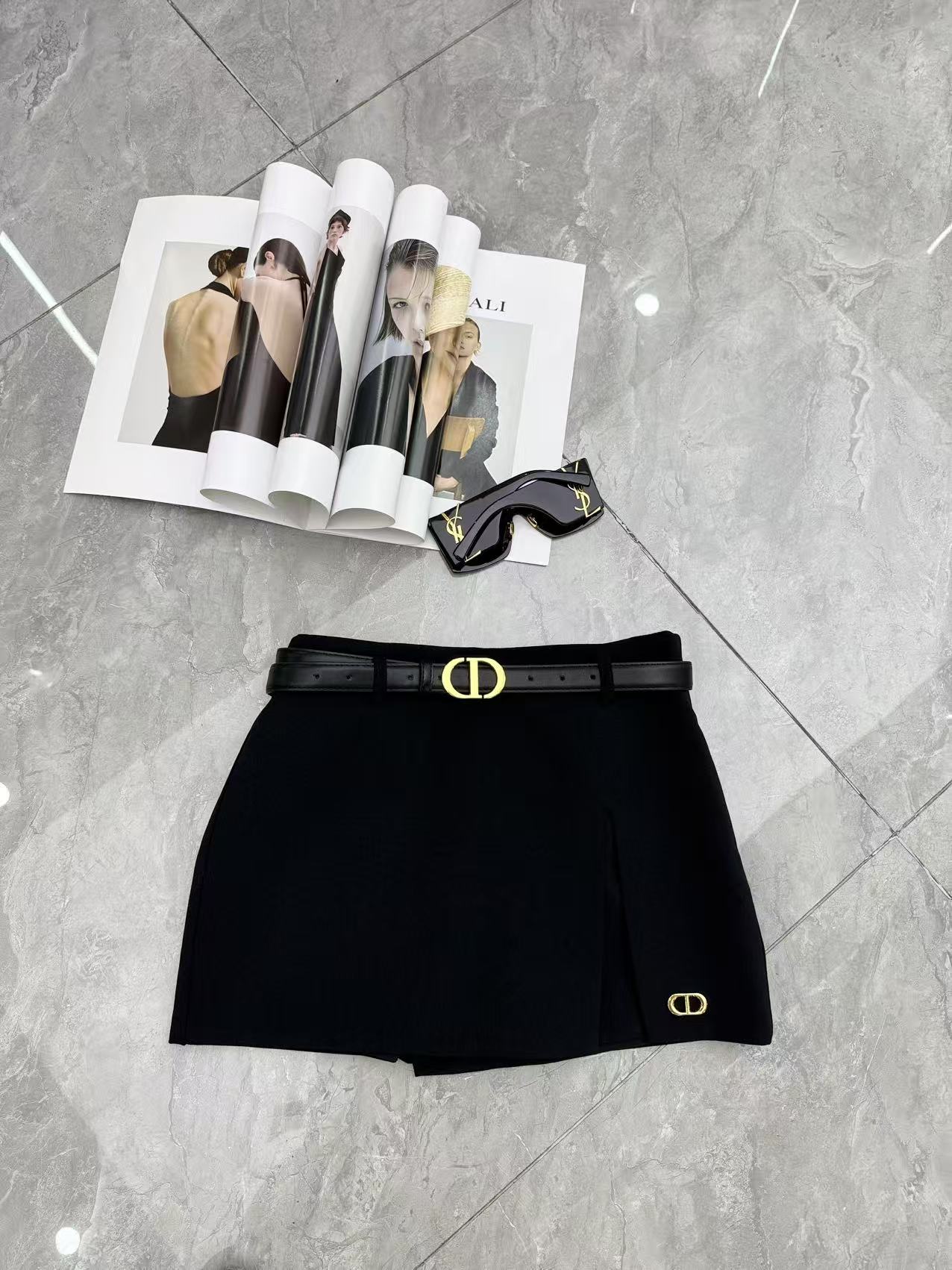 “New Dior Skirts: High-Quality Women’s Clothes with Packaging, Cash Black and Grey, SMLXL Sizes – Blast2025” - 图片 1