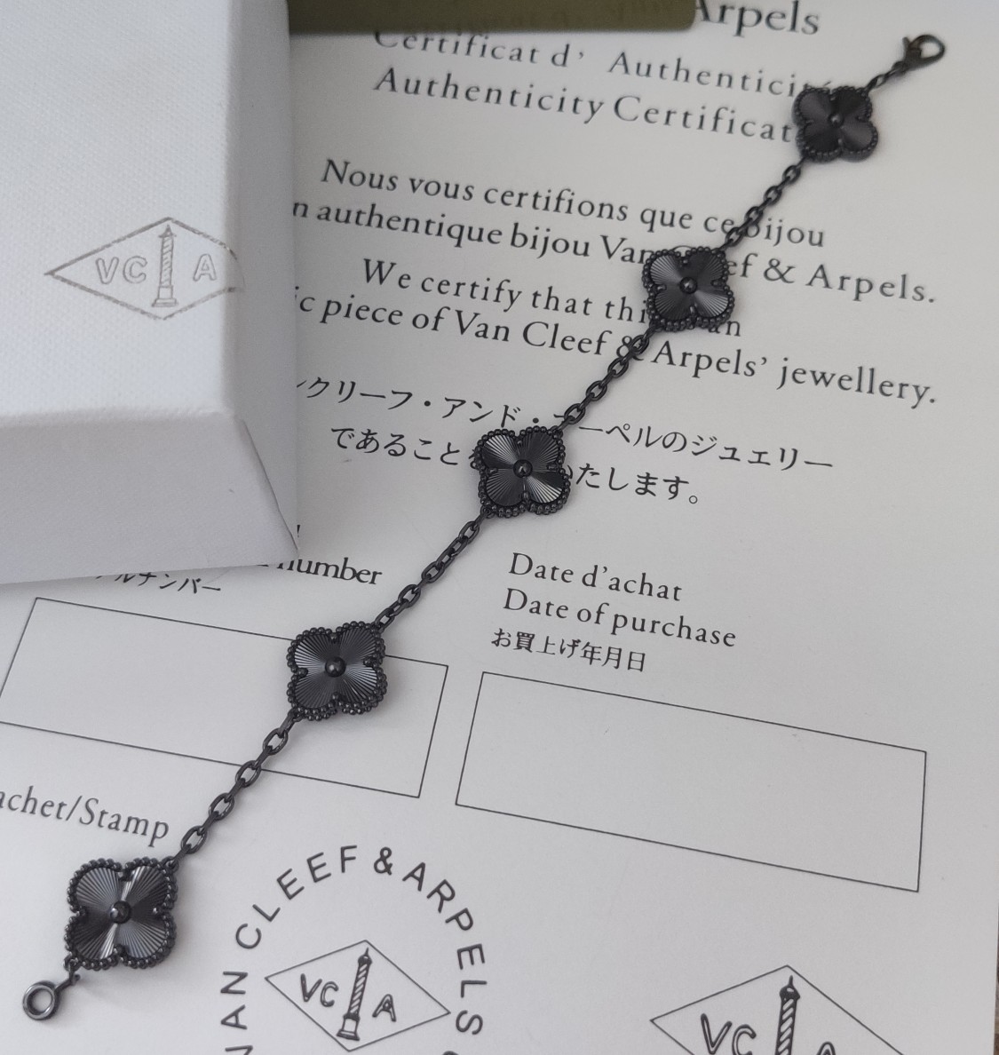 _dgh9skl8DXubV5IoziNzOXWO5r7xeQourcuyptQ