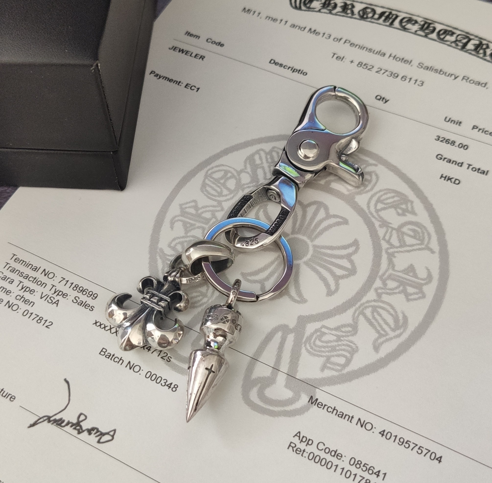 💰 150 现货 克罗心钥匙扣，既是钥匙扣也可以是项链，单独再买条自己喜欢的项链就可实现多了两条项链！！！非常划算的一款饰品，钥匙扣也是项链吊坠！！！