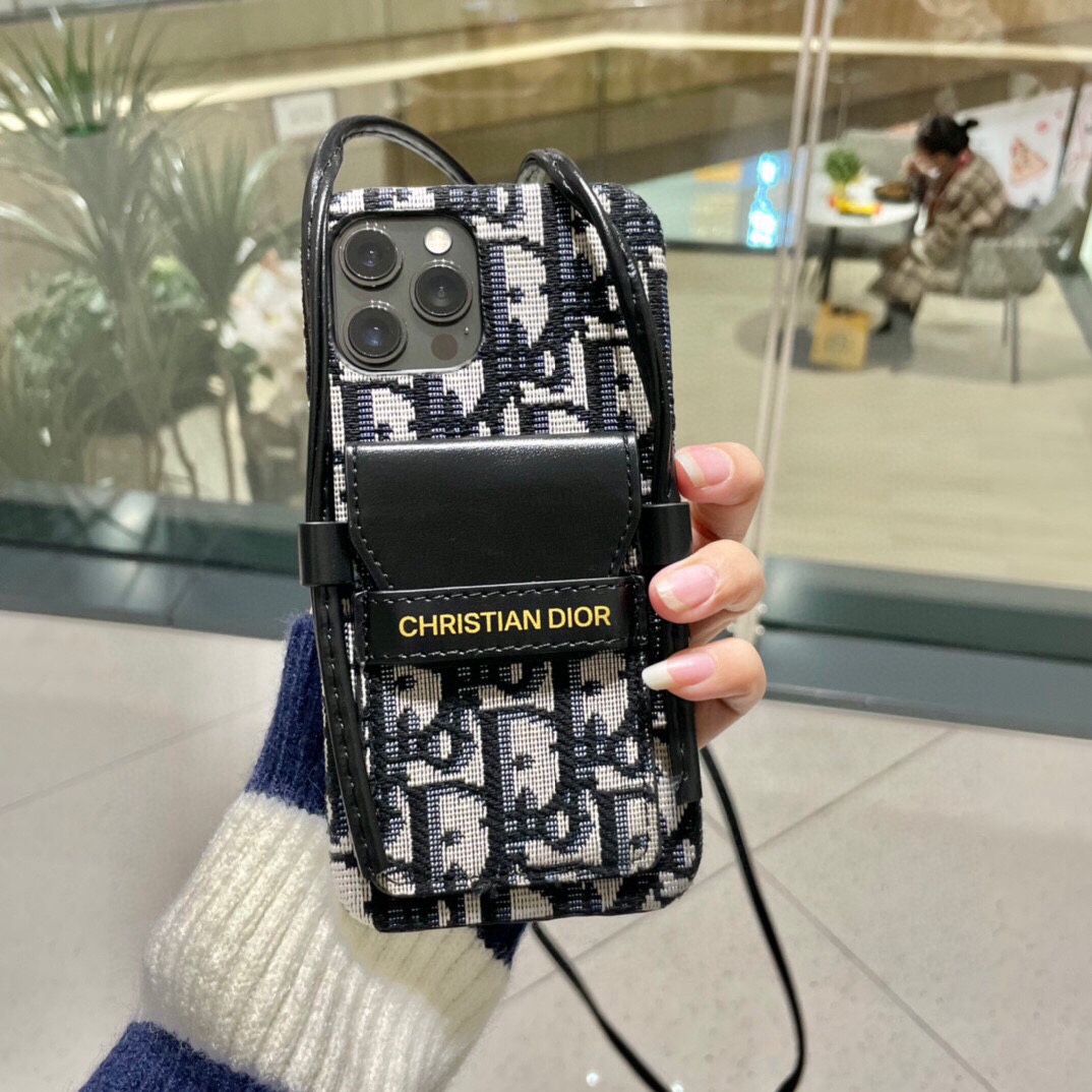 迪奥蒙田系列斜挎卡包手机壳斜挎肩带可以调节型号iPhone136.1iPhone13Pro6.1iPho