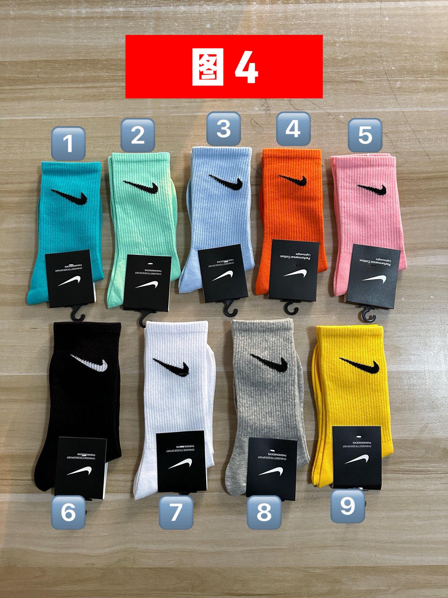 💰80    10双袜子
留言图几➕编号下单⭕️独家实拍💢纯棉袜子、高质量、上脚舒适、透气性强、时尚百搭！
不得不说颜色太美啦🌸～每双颜色都好看～无滤镜实拍