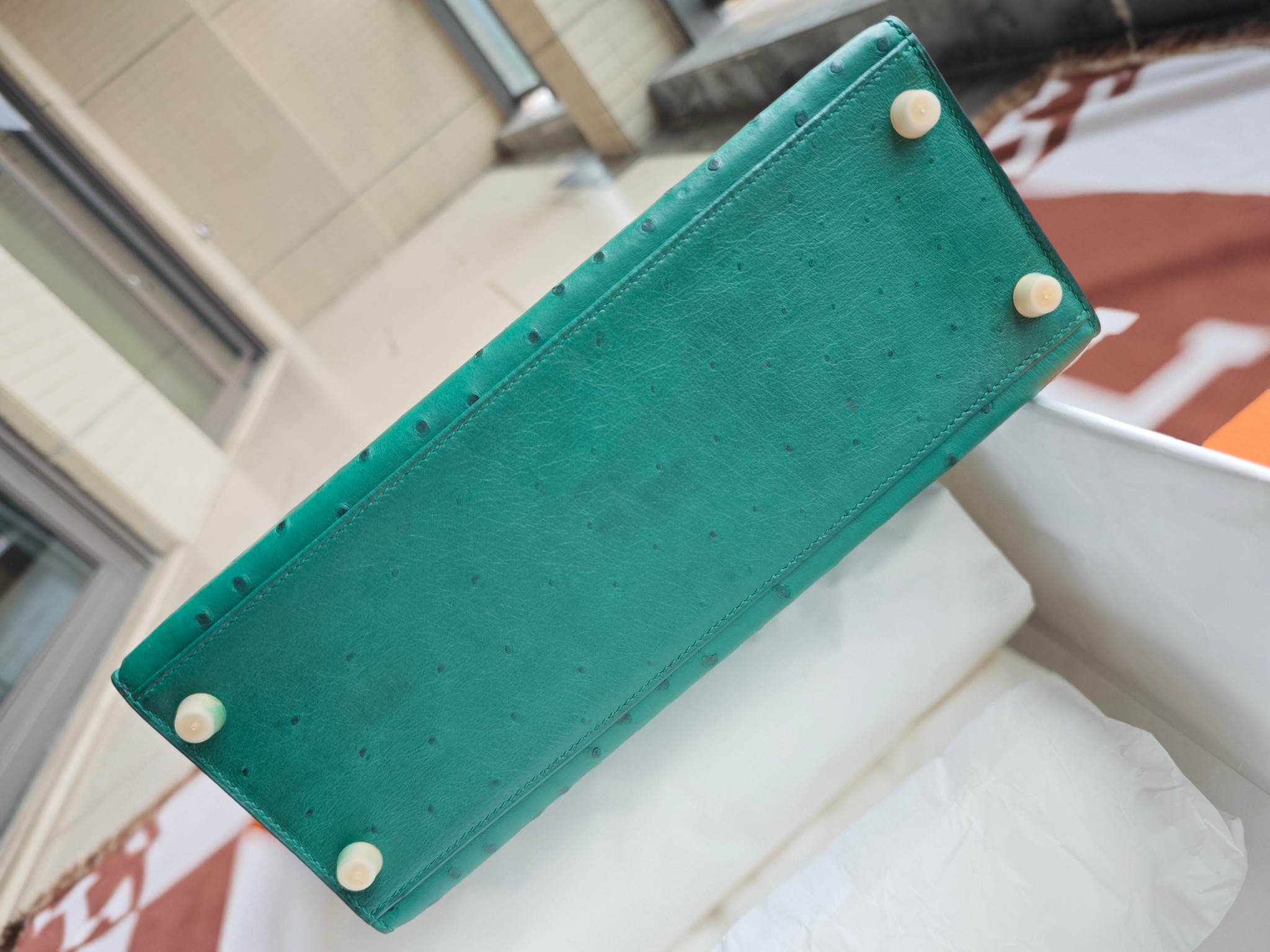kelly28 孔雀绿鸵鸟 金扣
一级手工缝制