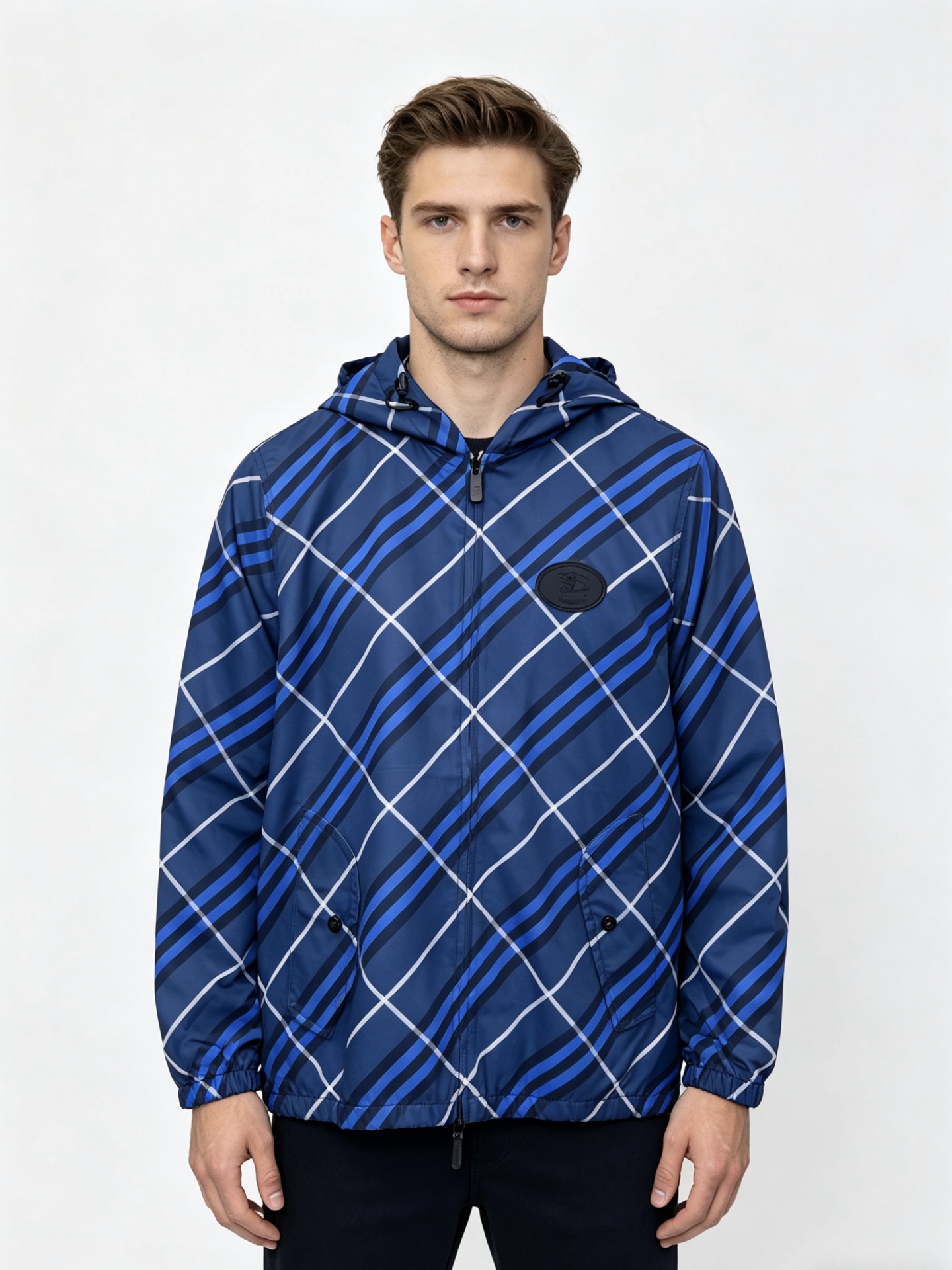 。Burberry巴宝莉💥砸锅卖铁都要上的新款新款原单男士休闲连帽夹克 透气舒适 高端定制 高版本 时尚