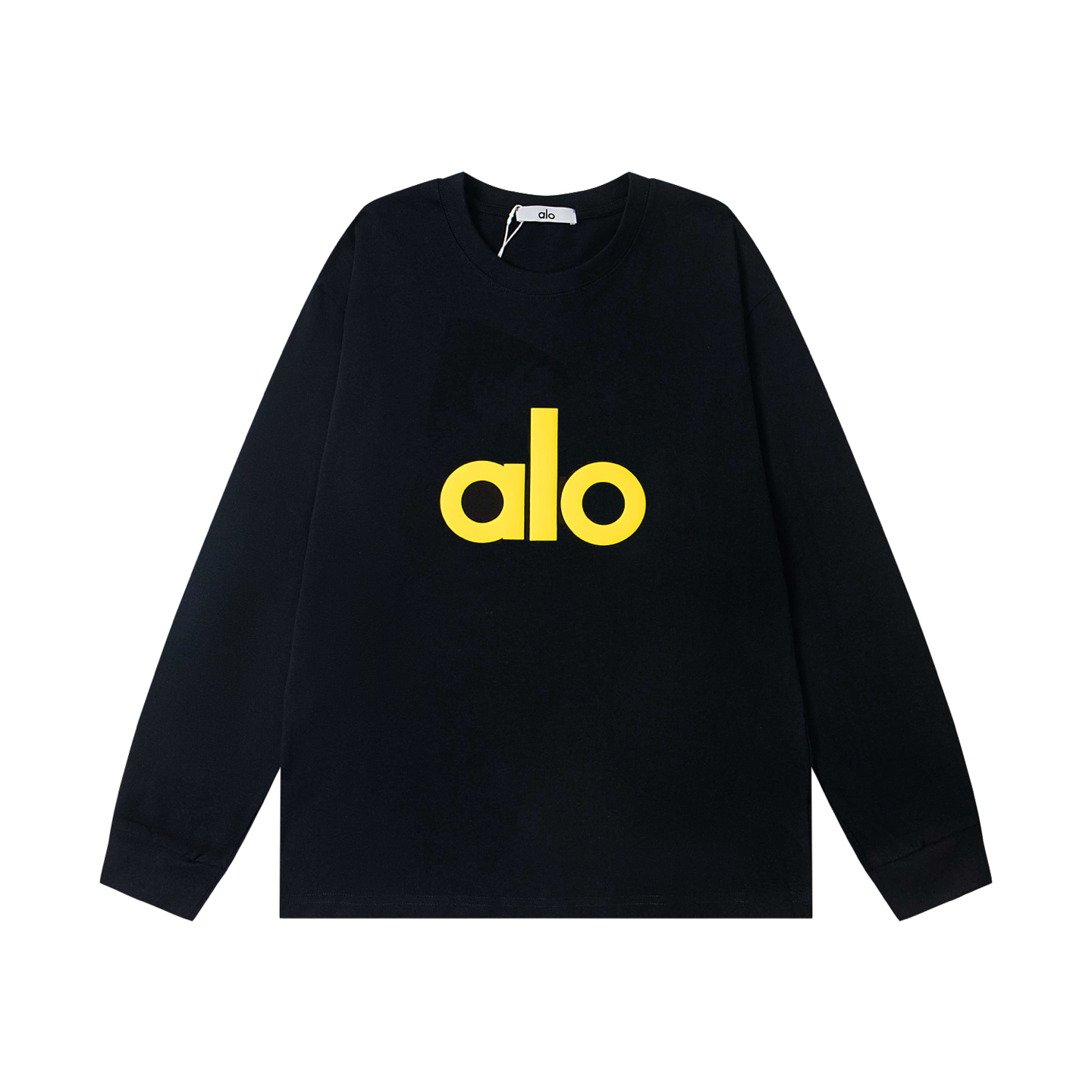 P79💰
美国洛杉矶Alo25ss胸口立体发泡印花男女同款宽松长袖T恤
颜色：白黑 白粉  白玫红 白黄 白绿
         黑白  黑粉 黑玫红 黑黄 黑绿


尺码：S-2XL
S :    胸围100    衣长68   肩宽51    袖长55 
M：  胸围106    衣长70   肩宽53    袖长55  
L :    胸围112     衣长72   肩宽55   袖长57
XL:   胸围118     衣长74   肩宽57    袖长57
2XL: 胸围124     衣长76   肩宽59    袖长60  

体重： S  （90-130斤）
          M  （120-150斤）
          L   （140-165斤）
         XL  （160-180斤） 
         XXL （180-210斤）

面料：26支300克双纱