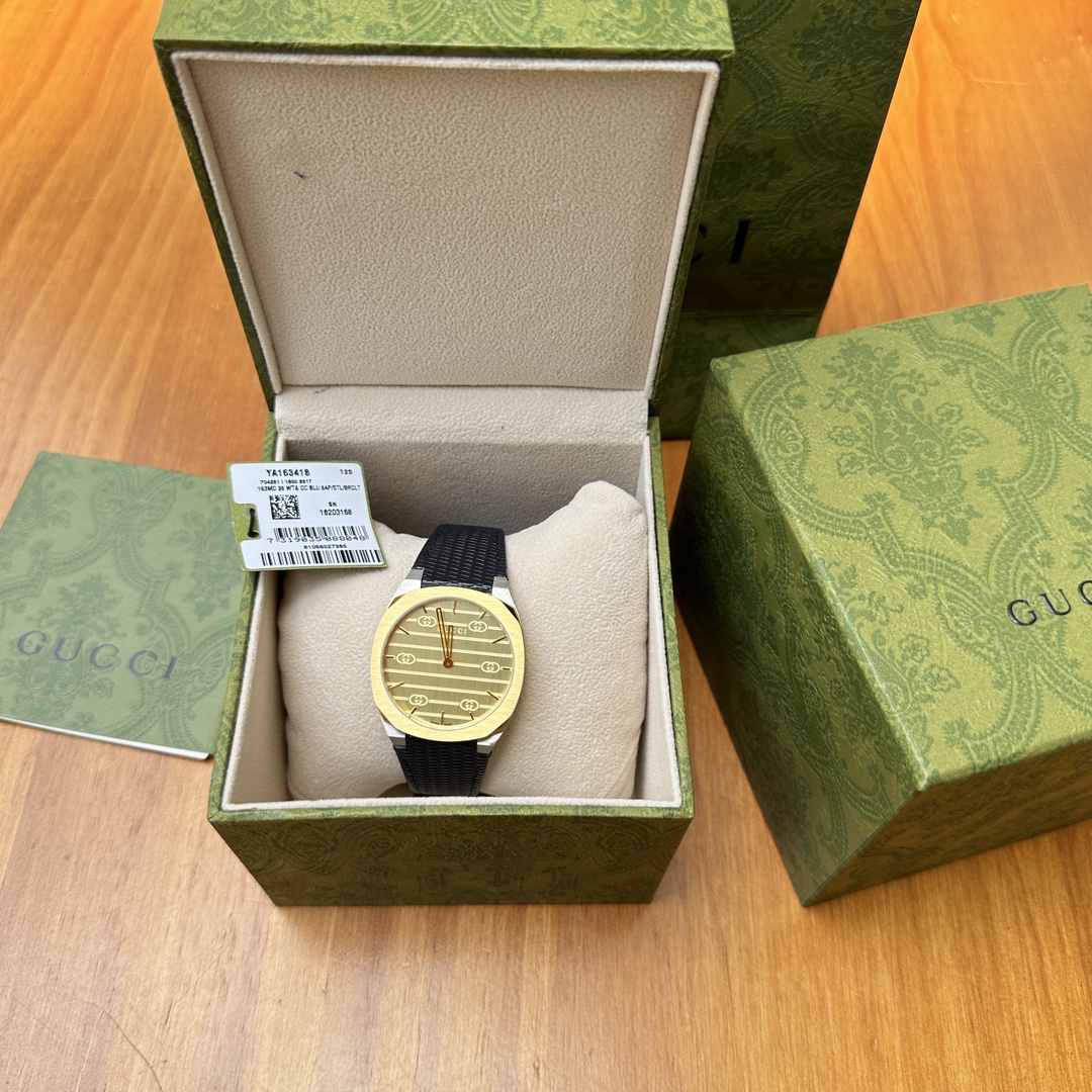 Gucci 25H Wristwatch: Fluid Design Inspired by Contemporary Buildings and Brand Traditions
