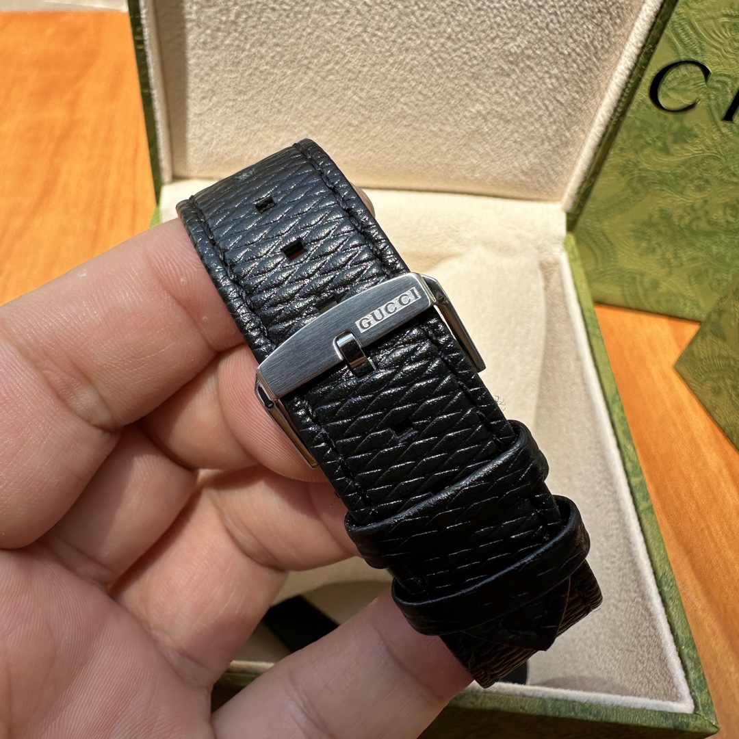 Gucci 25H Wristwatch: Contemporary Design Inspired by Architecture, Steel Chains, Swiss Movement - 图片 8