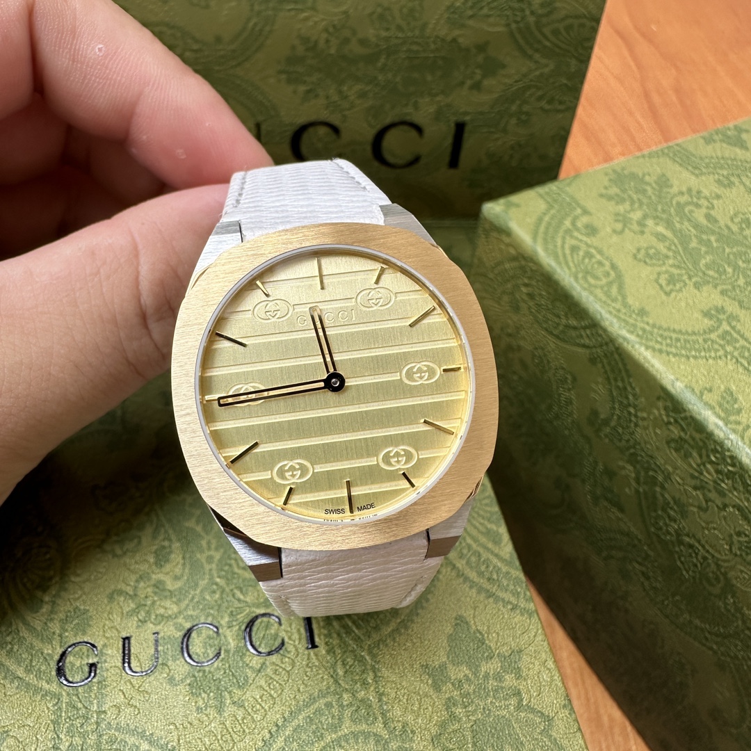 GUCCI 25H Wristwatch: Fluid Design, Steel Chains, Swiss Movement, Waterproof, Sapphire Glass - 图片 2