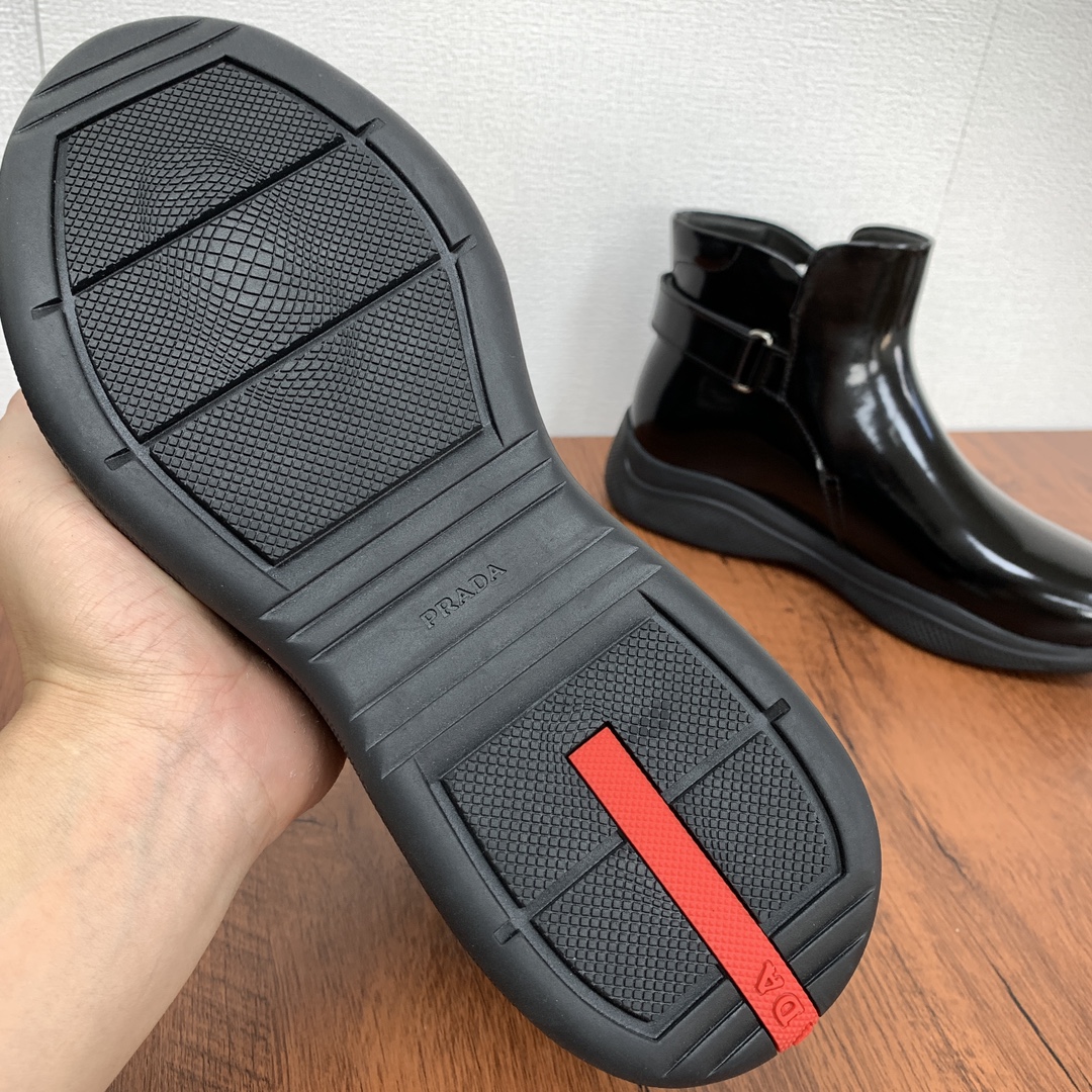 Prada/普拉达 男士中邦休闲皮鞋 9