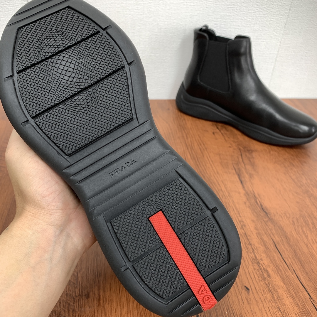 Prada/普拉达 21最新款男士中邦皮革短靴 21秋季秀场压轴款 重工打造精品 领先专柜款式强势首发 进口纳帕小牛皮面 皮质看细节 9