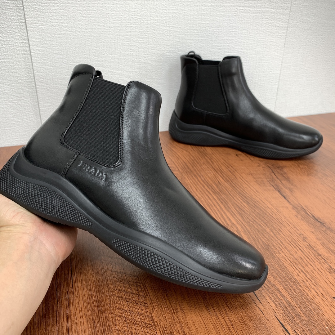Prada/普拉达 21最新款男士中邦皮革羊毛短靴 21秋季秀场压轴款 重工打造精品 领先专柜款式强势首发 进口纳帕小牛皮面 皮质看细节 4