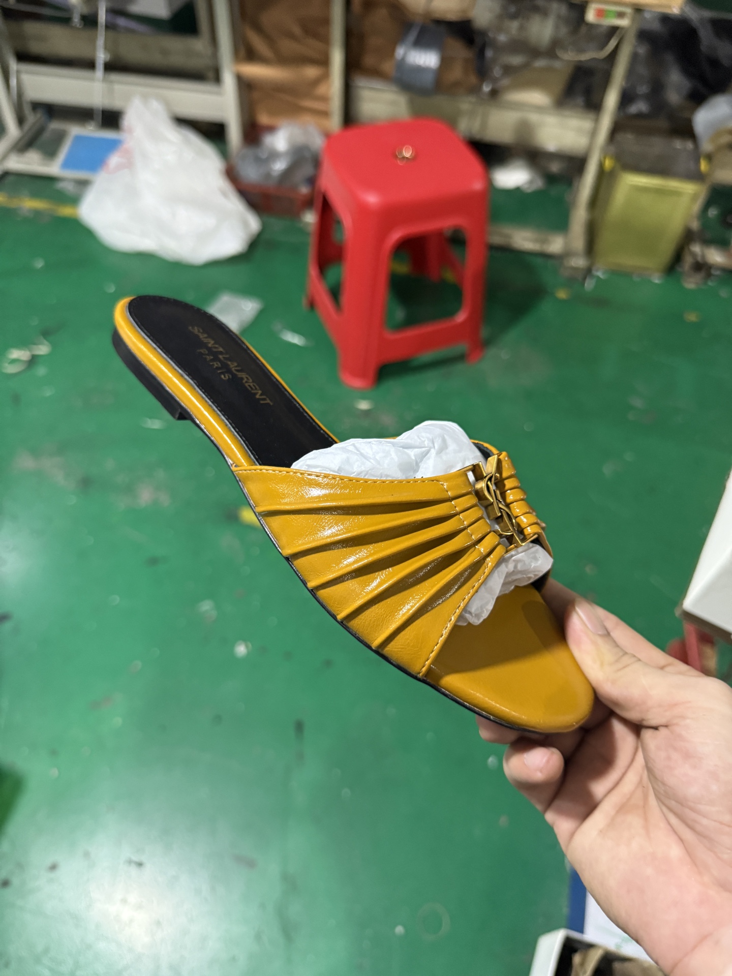 NO:904970,10-color oil leather with diamond letters, high heels and slippers, high heels, slippers1986090910色油皮烫钻字母,高跟鞋拖鞋,high heels,slippers,Women's Shoes