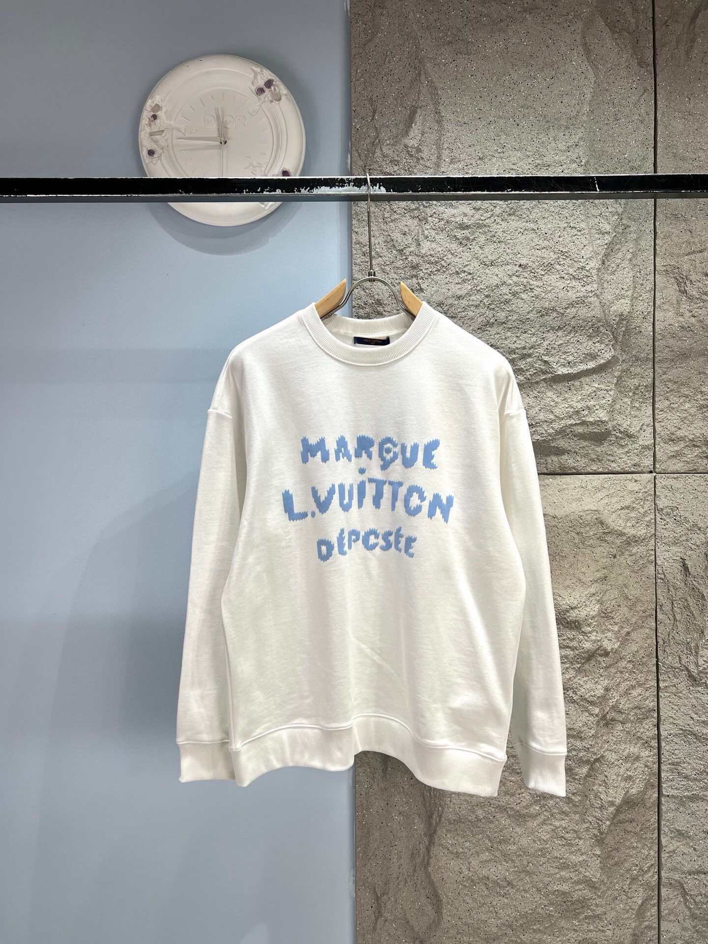 Louis Vuitton Logo Print Crewneck Sweatshirt | Unisex Cotton Pullover