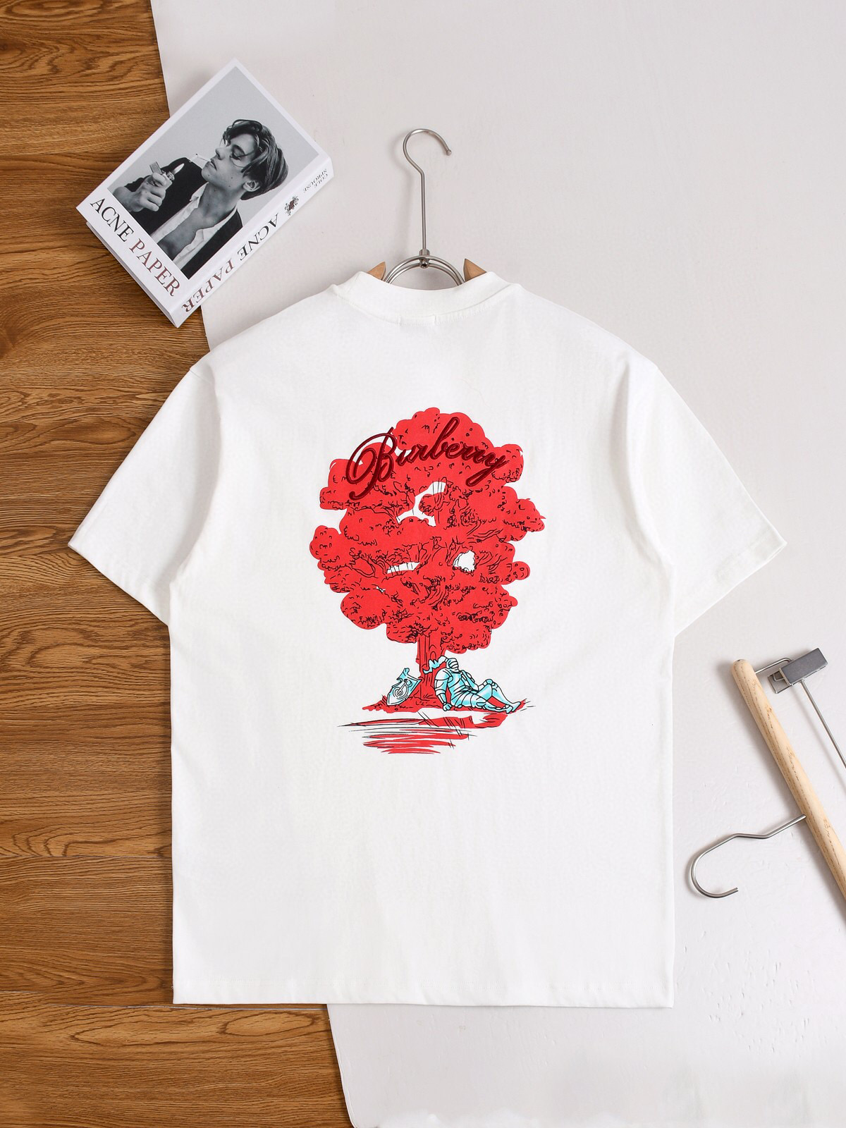 Alternative view of Burberry T-Shirt 01370