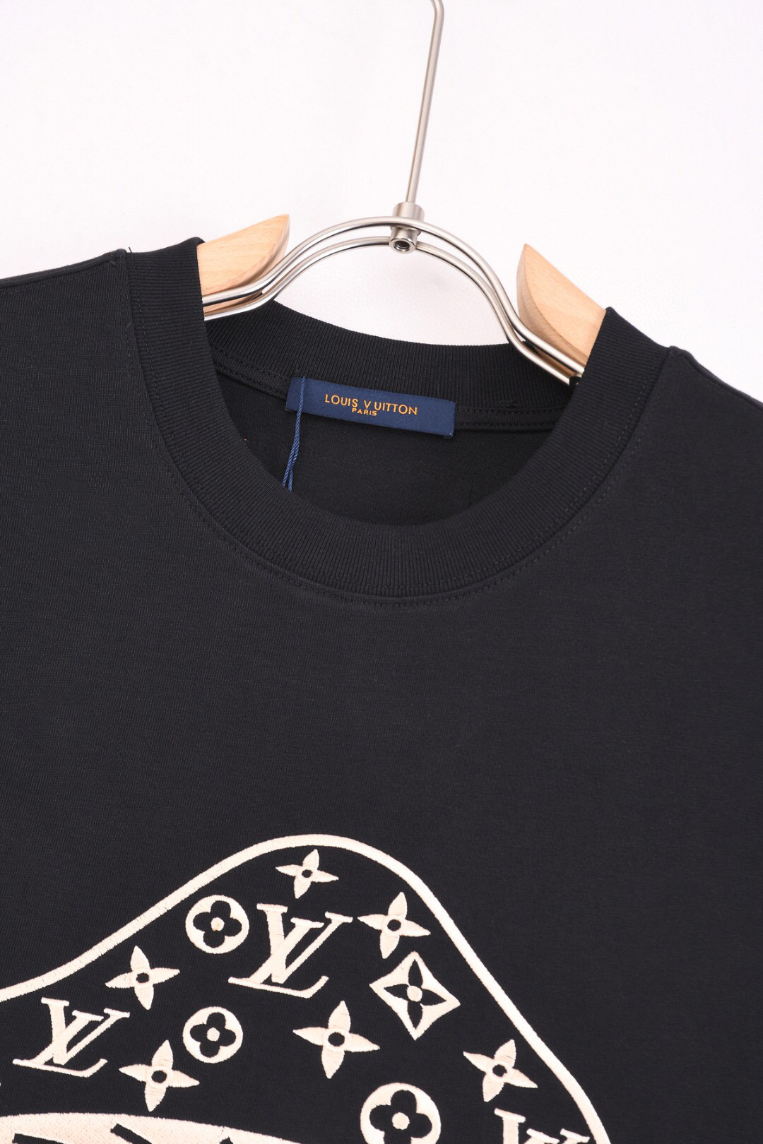 Alternative view of Louis Vuitton T-Shirt 01346