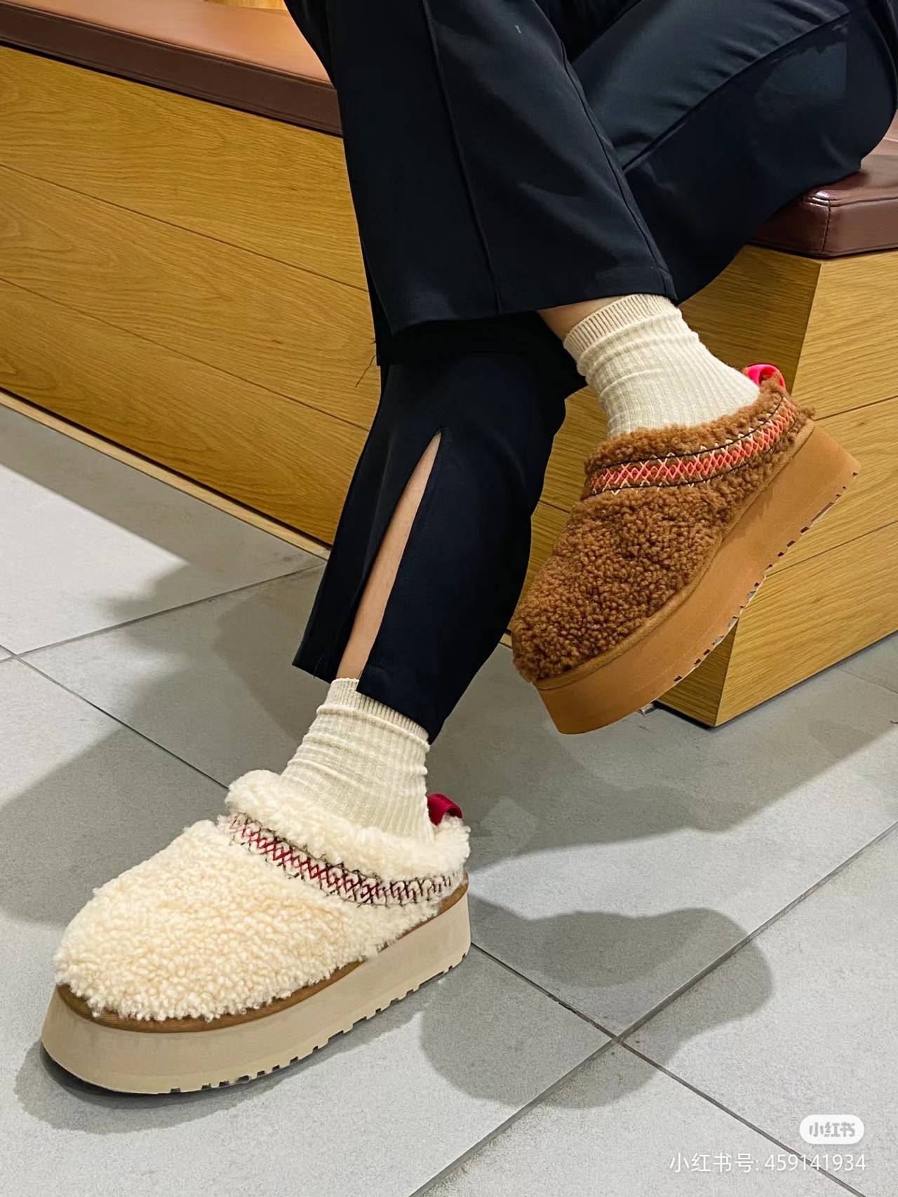 UGG 1:1 Shoes Half Slippers Sheepskin Wool Fall/Winter Collection
