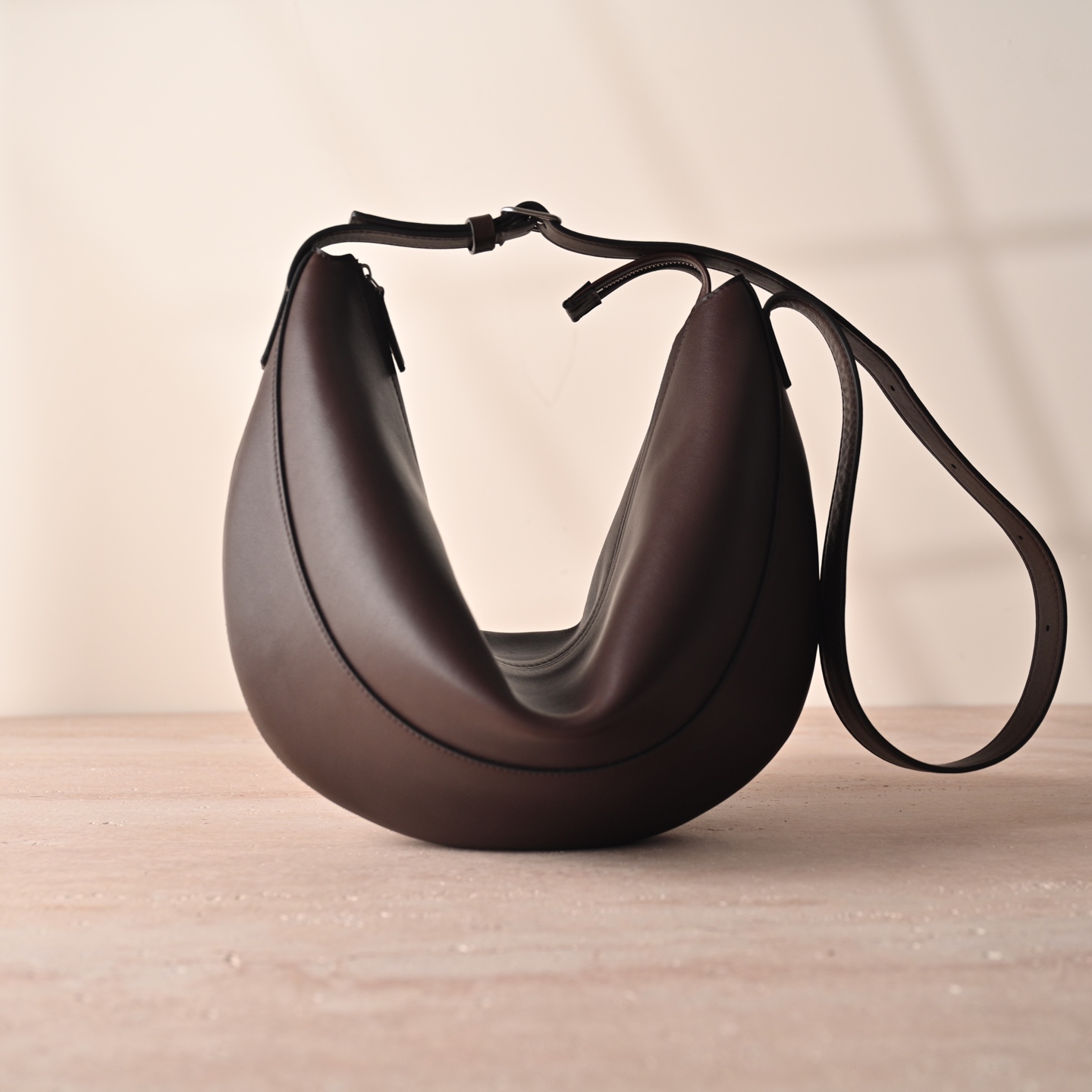 더로우 가방 75652 The Row Bag