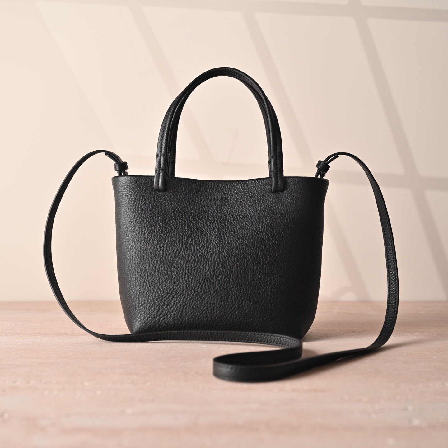 더로우 가방 Parktote The Row Bag