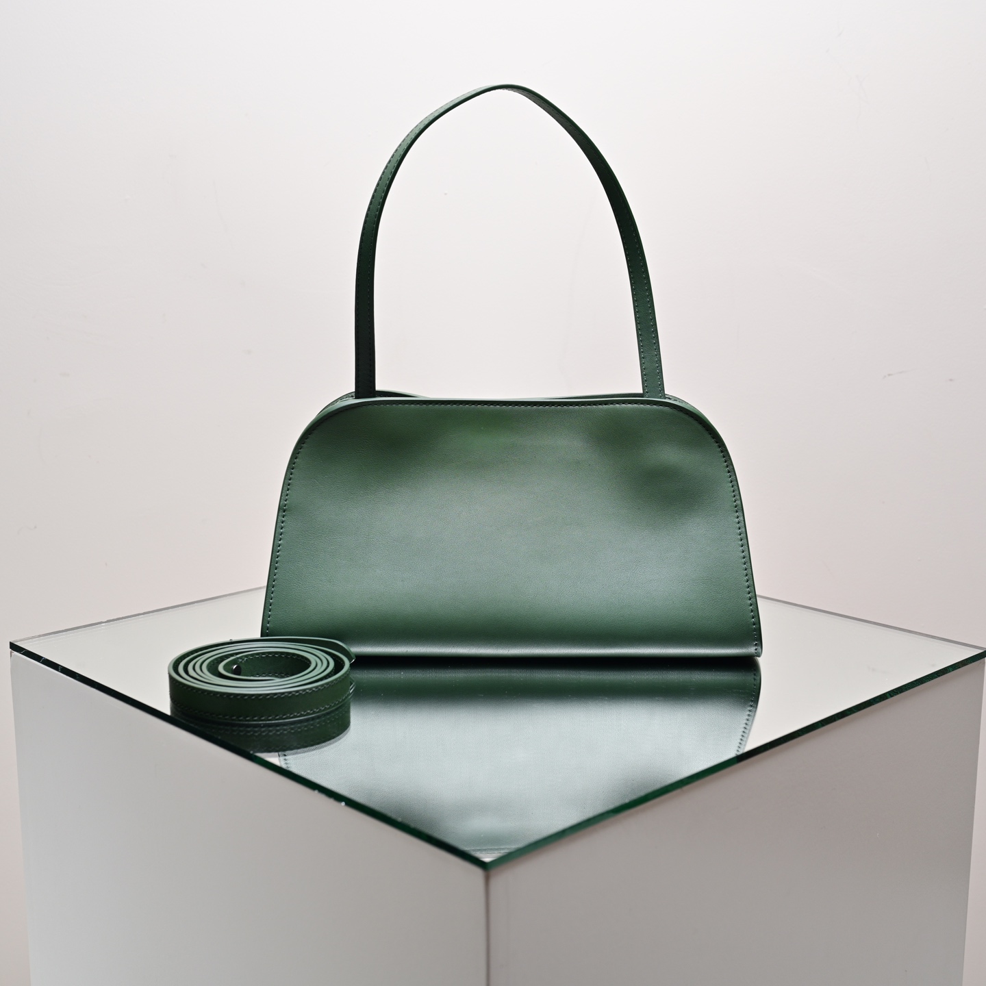 더로우 가방 75765 The Row Bag