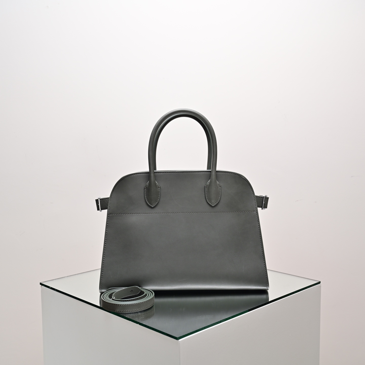 더로우 가방 75465 The Row Bag