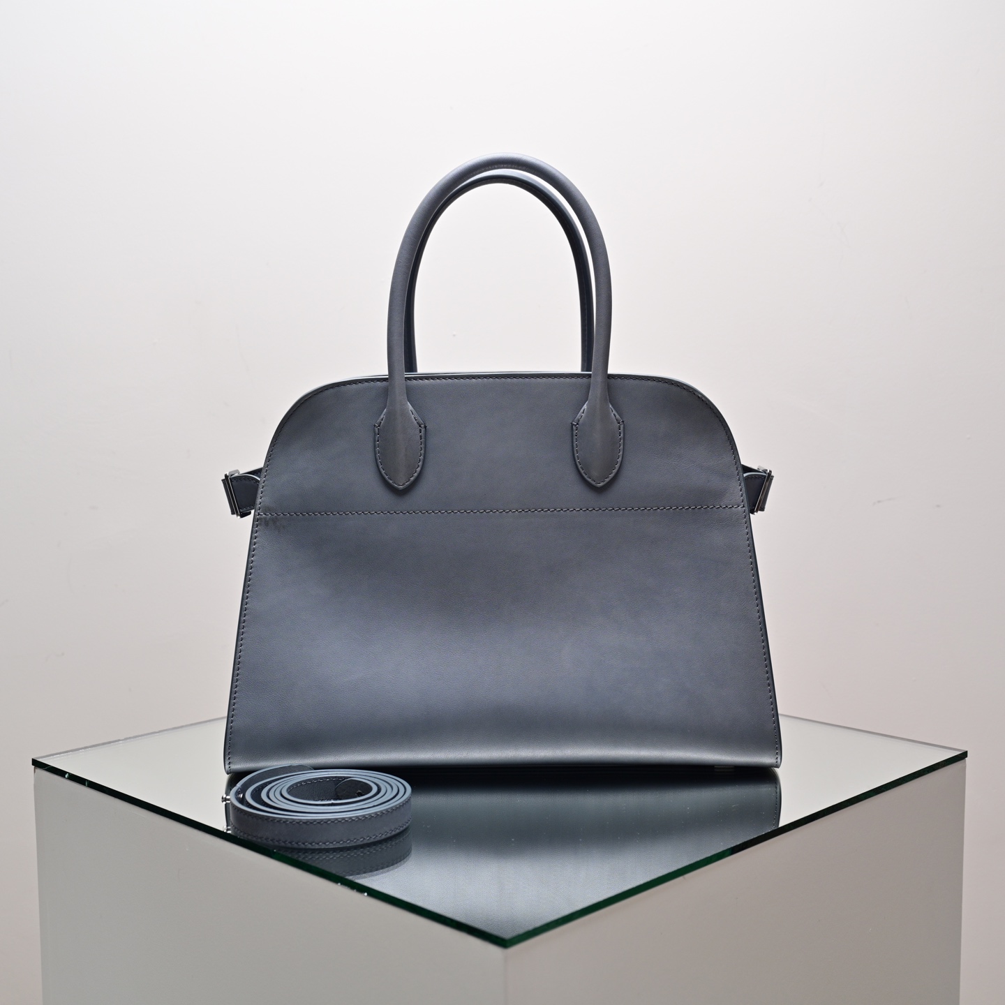 더로우 가방 75464 The Row Bag