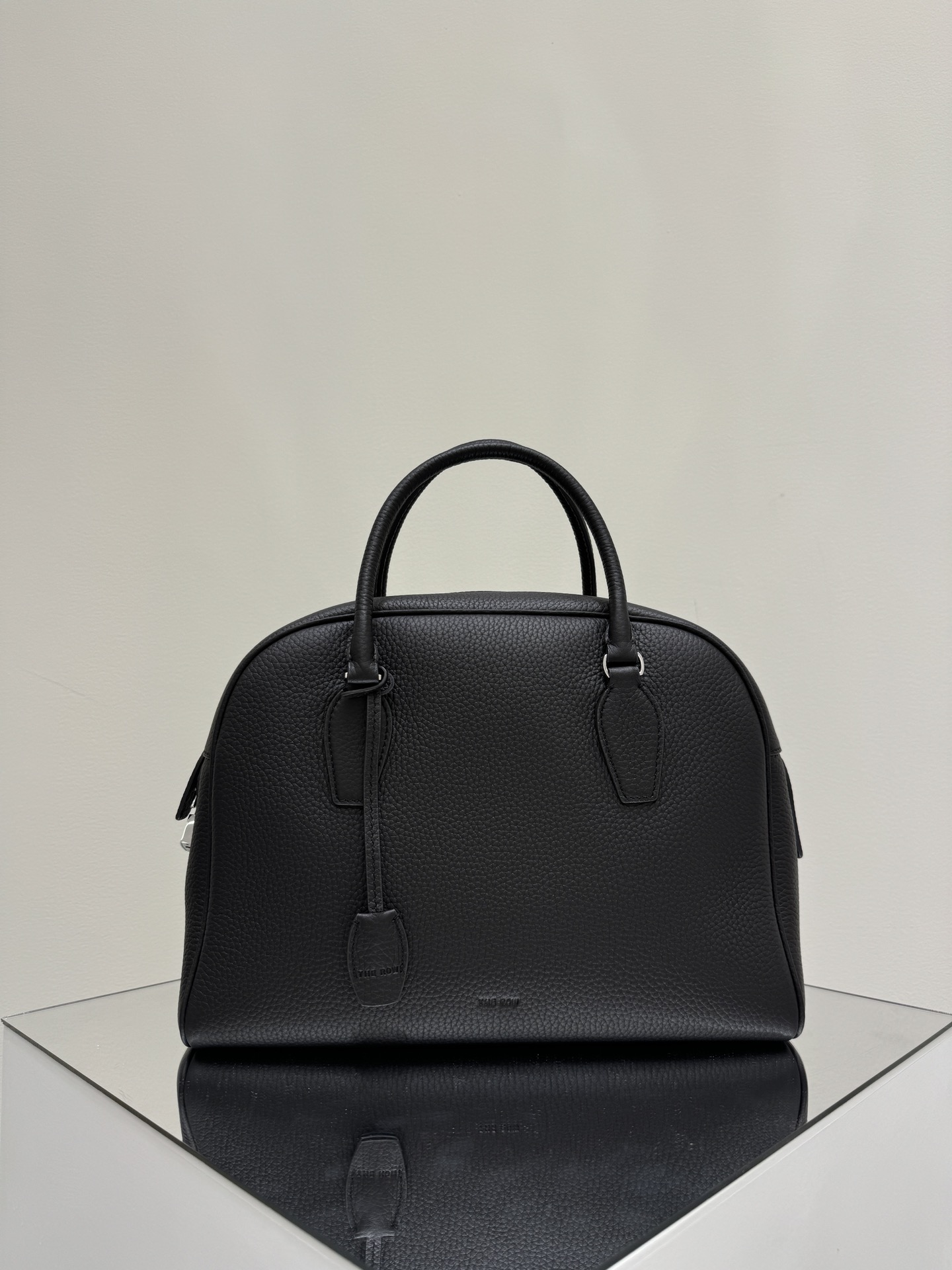 더로우 가방 75922 The Row Bag